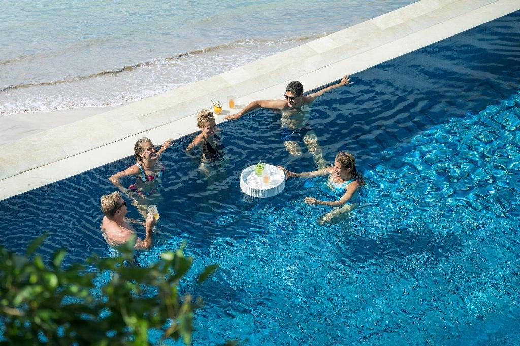 Four Seasons Resort Bali at Jimbaran Bay Four Seasons Resort Bali at Jimbaran Bay