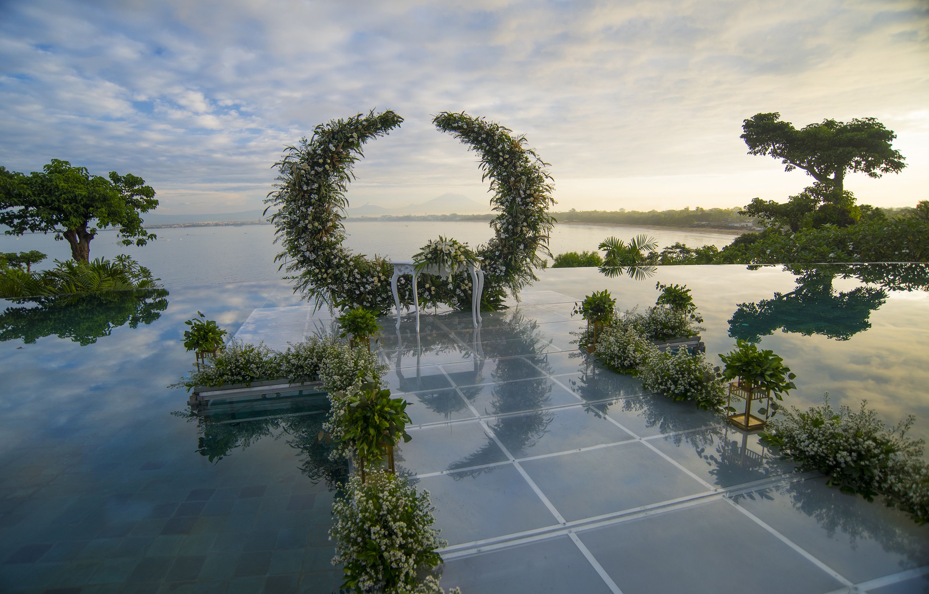 Four Seasons Resort Bali at Jimbaran Bay Four Seasons Resort Bali at Jimbaran Bay