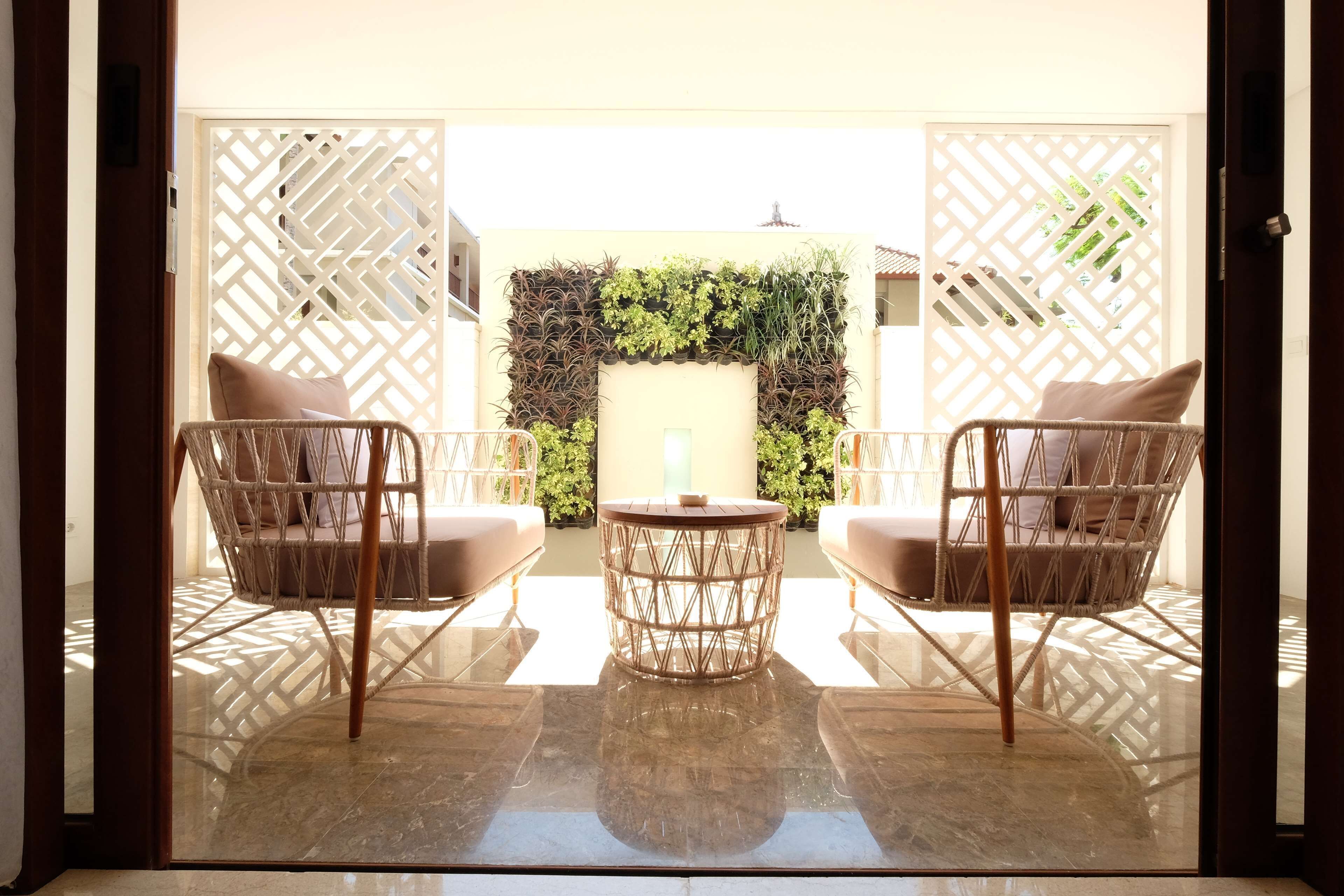 The Bandha Hotel & Suites