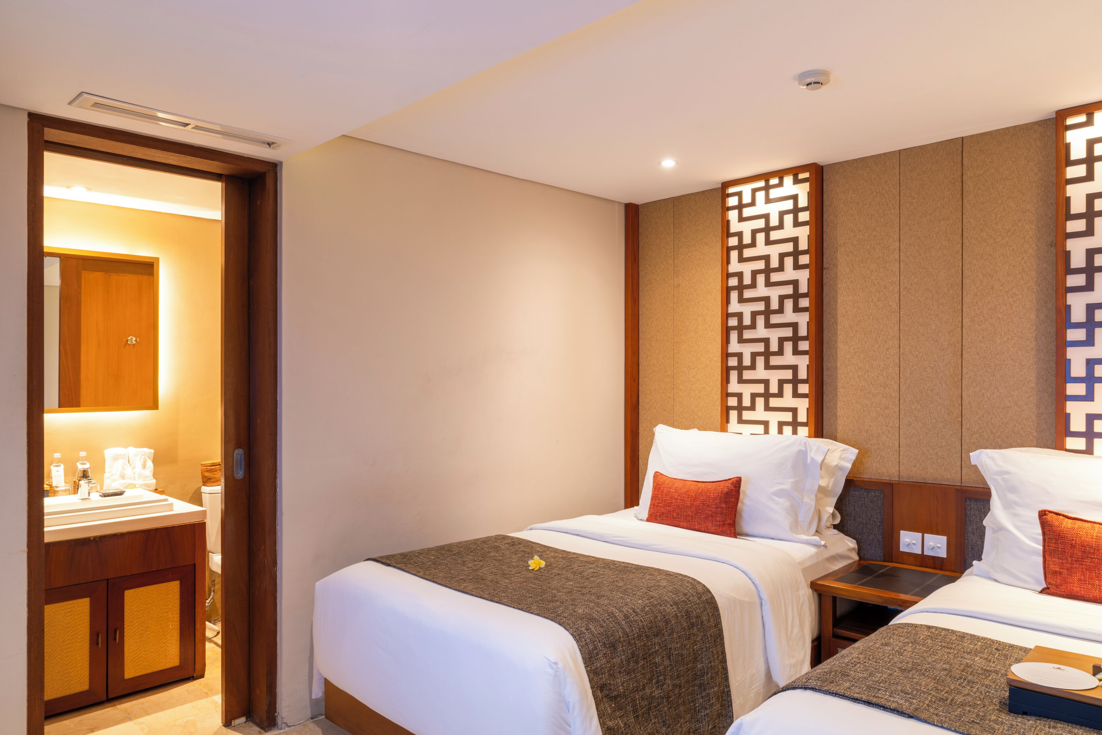 The Bandha Hotel & Suites