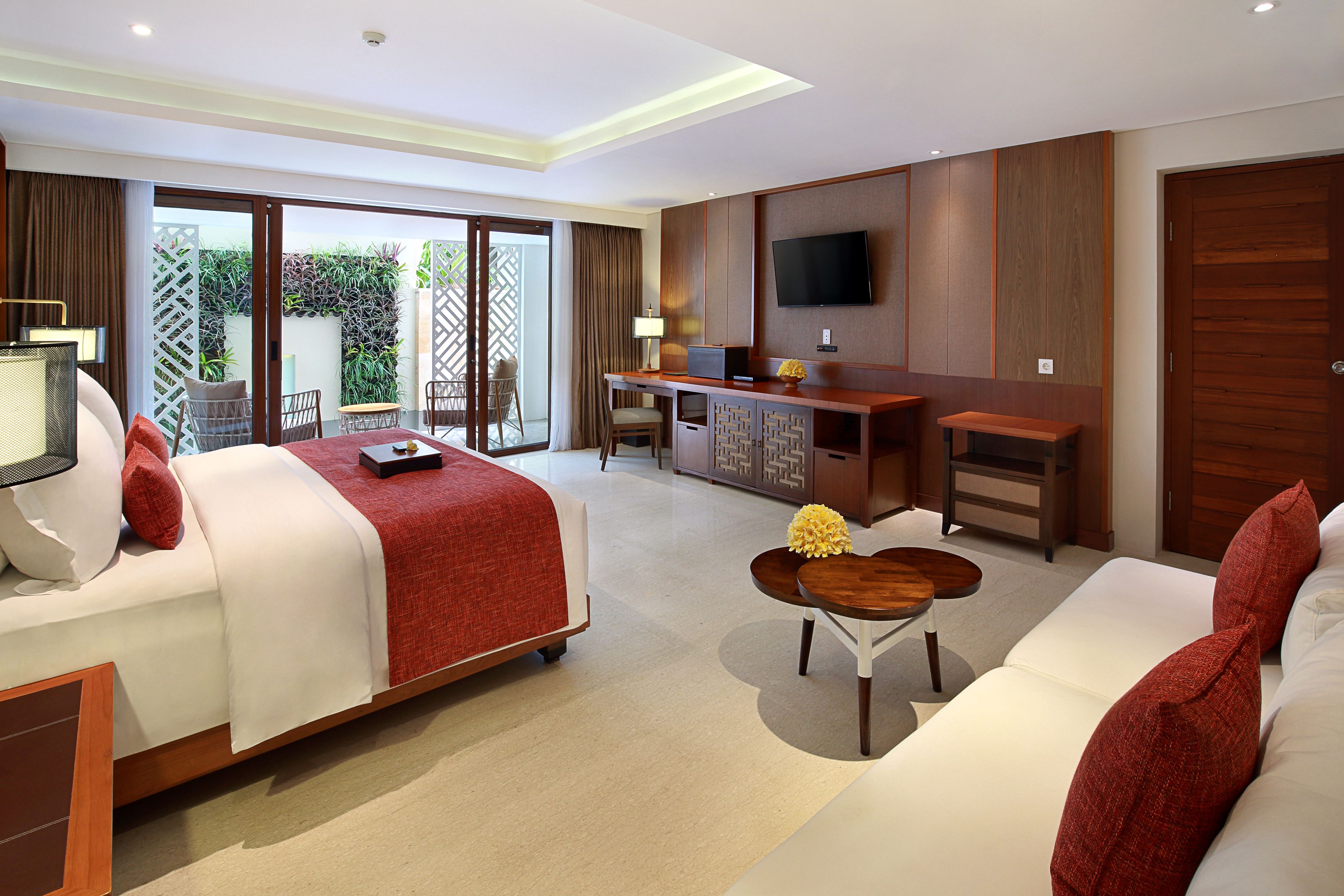 The Bandha Hotel & Suites