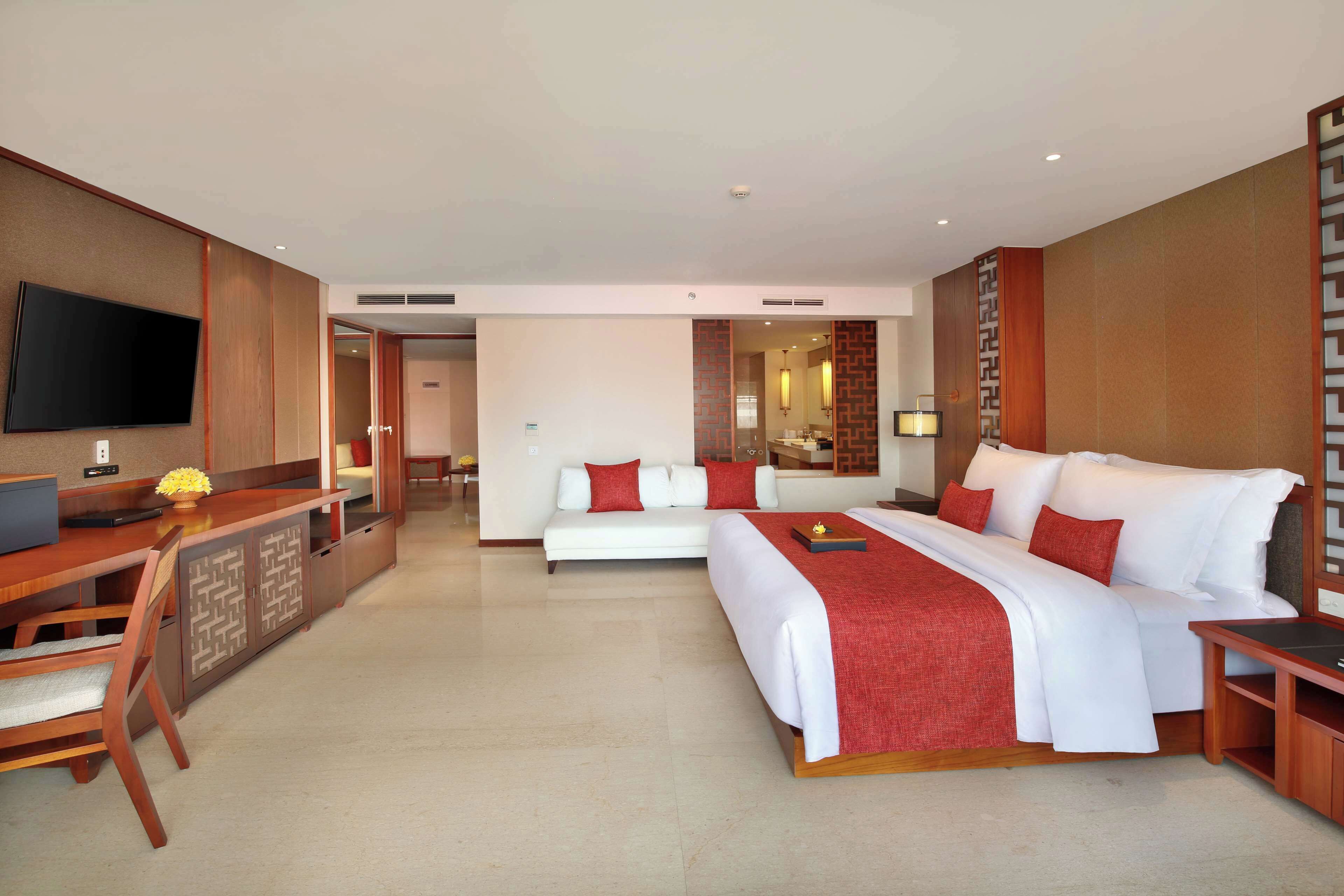 The Bandha Hotel & Suites