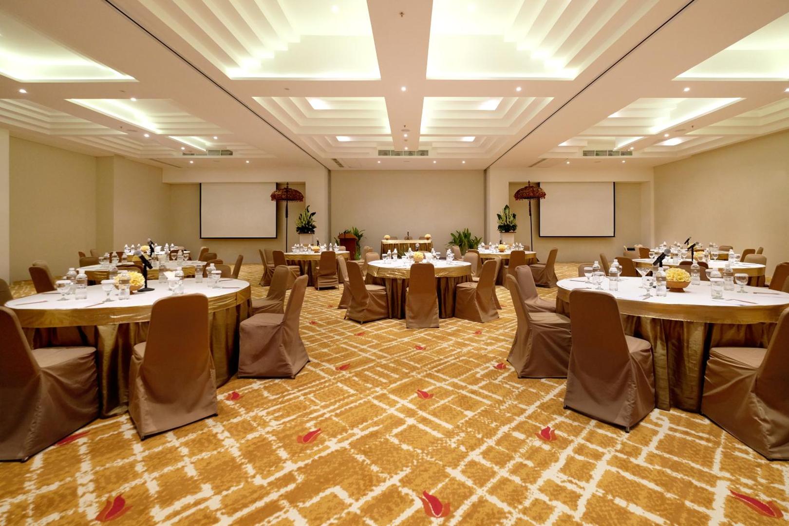 The Bandha Hotel & Suites