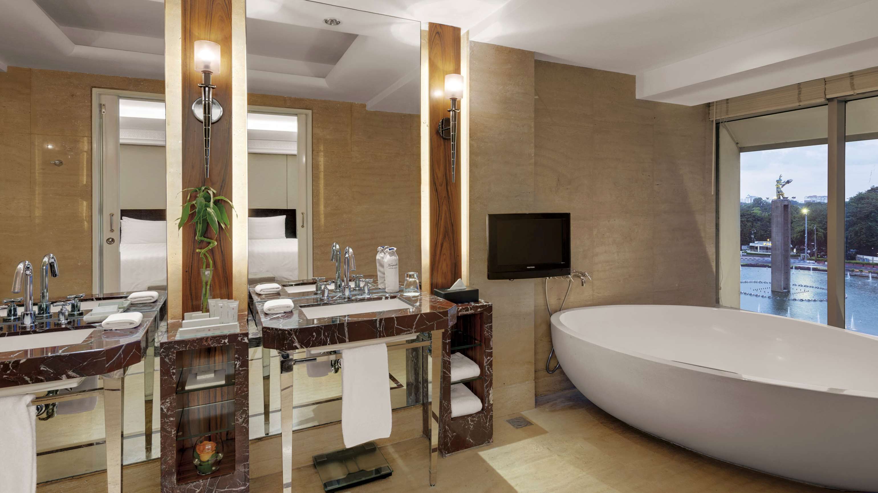 Hotel Indonesia Kempinski Jakarta Hotel Indonesia Kempinski Jakarta