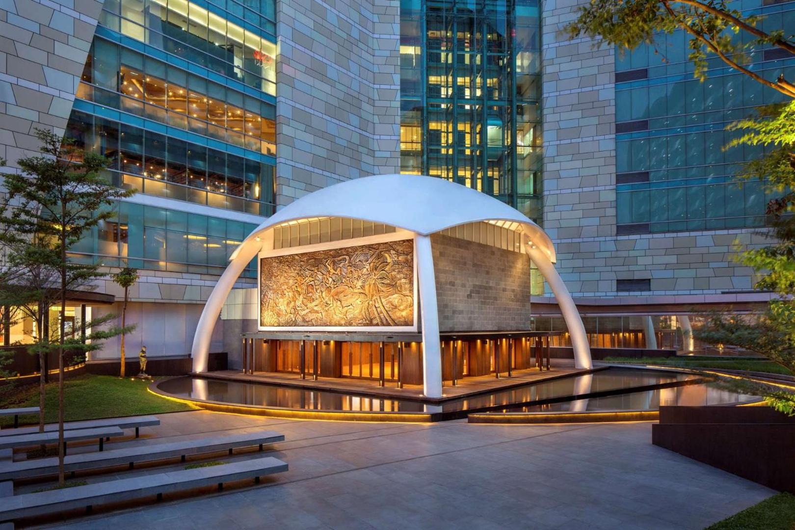 Hotel Indonesia Kempinski Jakarta Hotel Indonesia Kempinski Jakarta