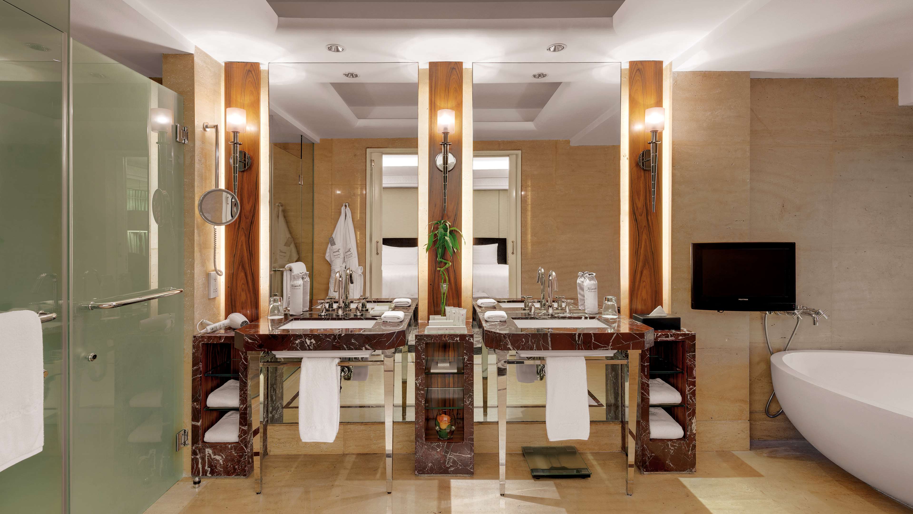 Hotel Indonesia Kempinski Jakarta Hotel Indonesia Kempinski Jakarta