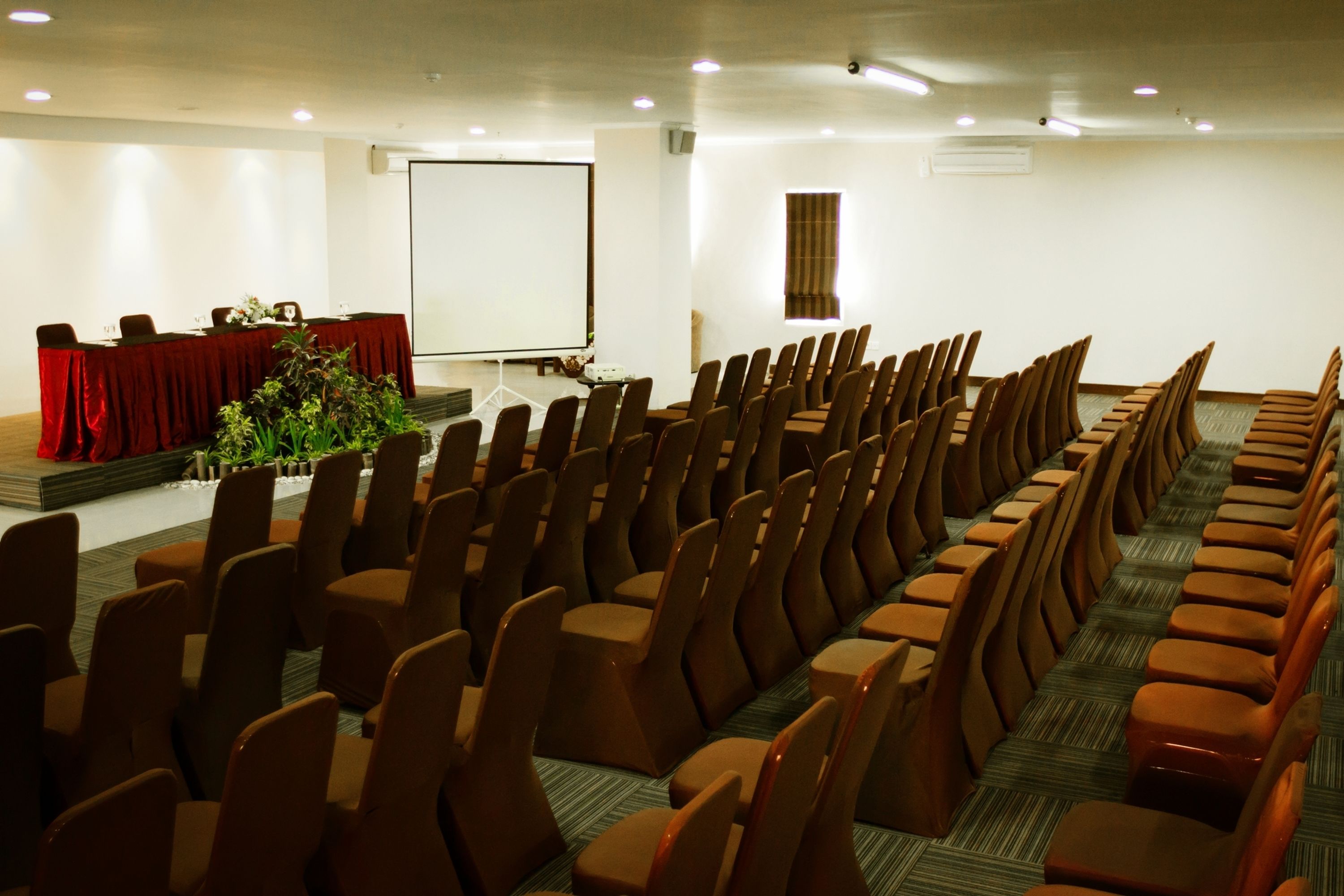 Merapi Merbabu Hotel Yogyakarta Powered by Archipelago Merapi Merbabu Hotel Yogyakarta Powered by Archipelago