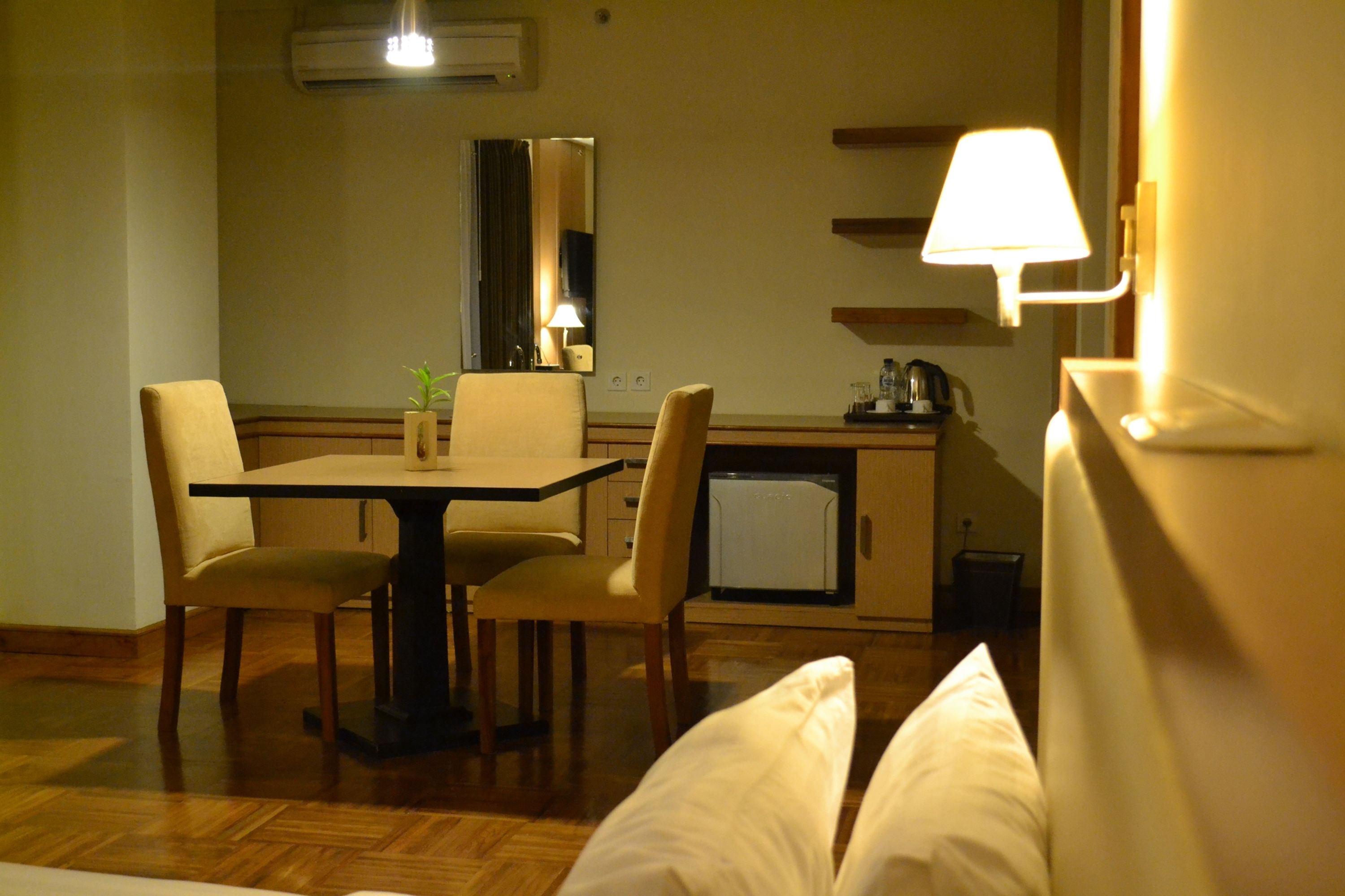 Merapi Merbabu Hotel Yogyakarta Powered by Archipelago Merapi Merbabu Hotel Yogyakarta Powered by Archipelago