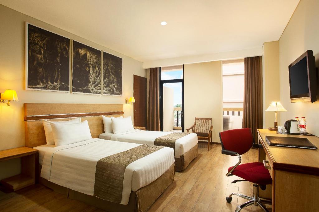 Merapi Merbabu Hotel Yogyakarta Powered by Archipelago Merapi Merbabu Hotel Yogyakarta Powered by Archipelago