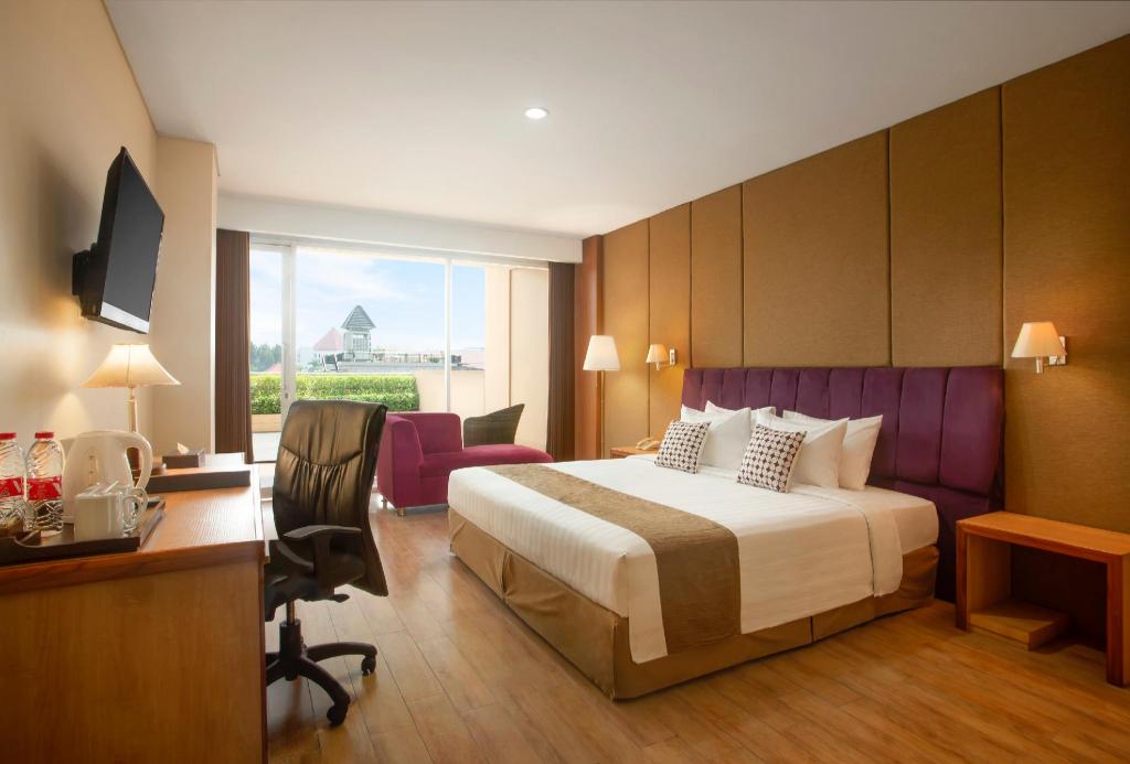 Merapi Merbabu Hotel Yogyakarta Powered by Archipelago Merapi Merbabu Hotel Yogyakarta Powered by Archipelago
