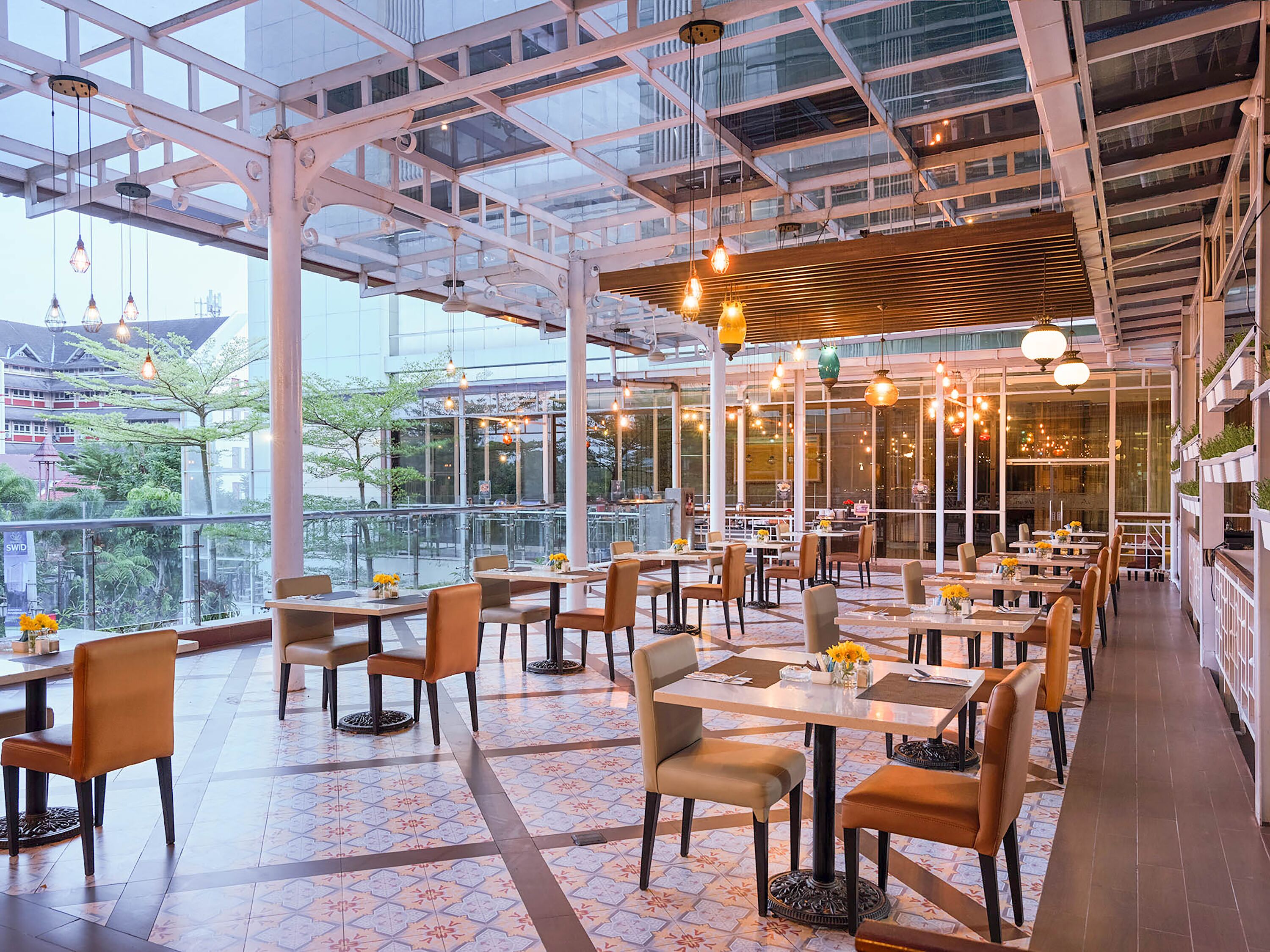 The Alana Yogyakarta Hotel & Convention Center The Alana Yogyakarta Hotel & Convention Center