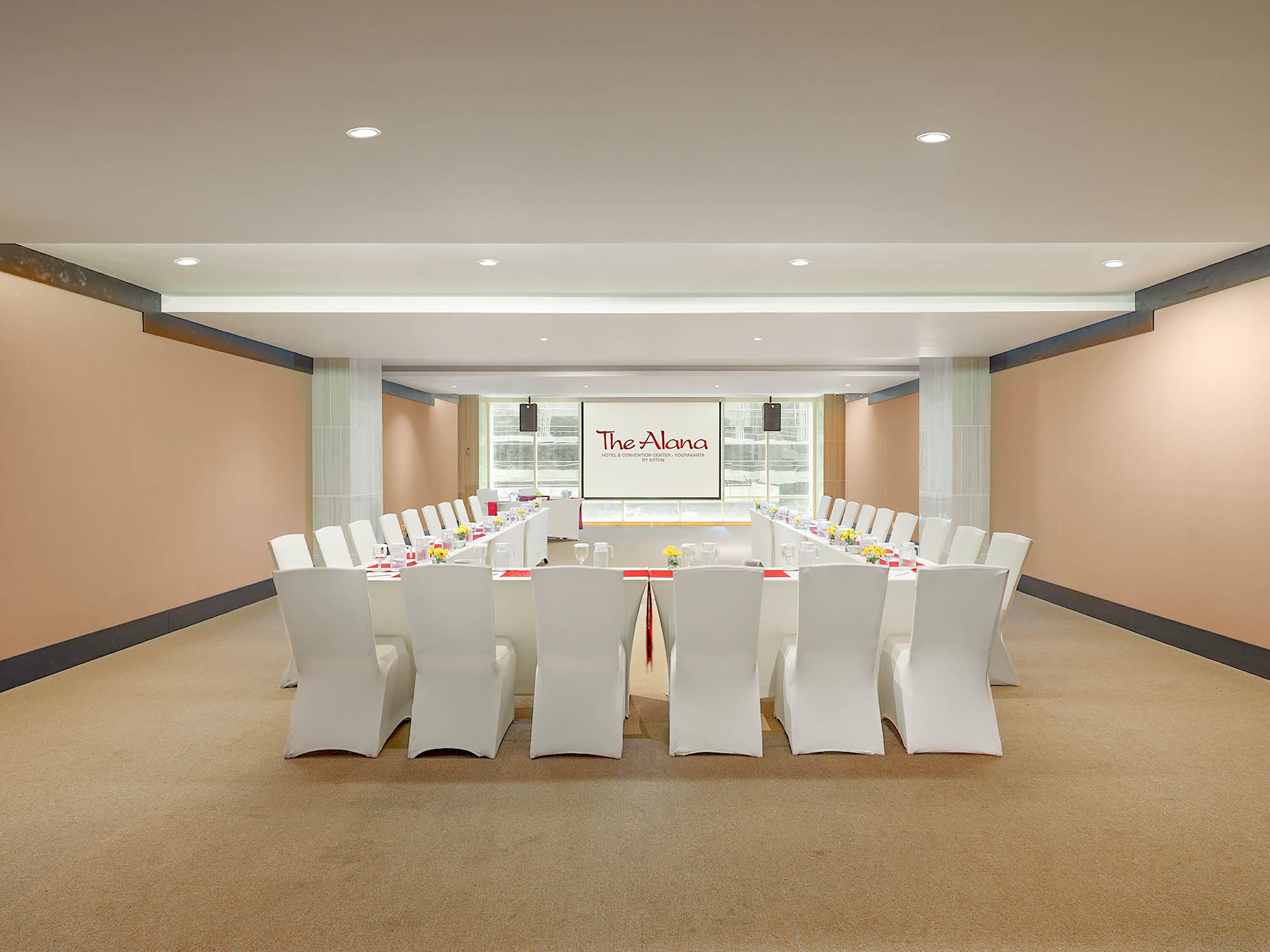 The Alana Yogyakarta Hotel & Convention Center The Alana Yogyakarta Hotel & Convention Center