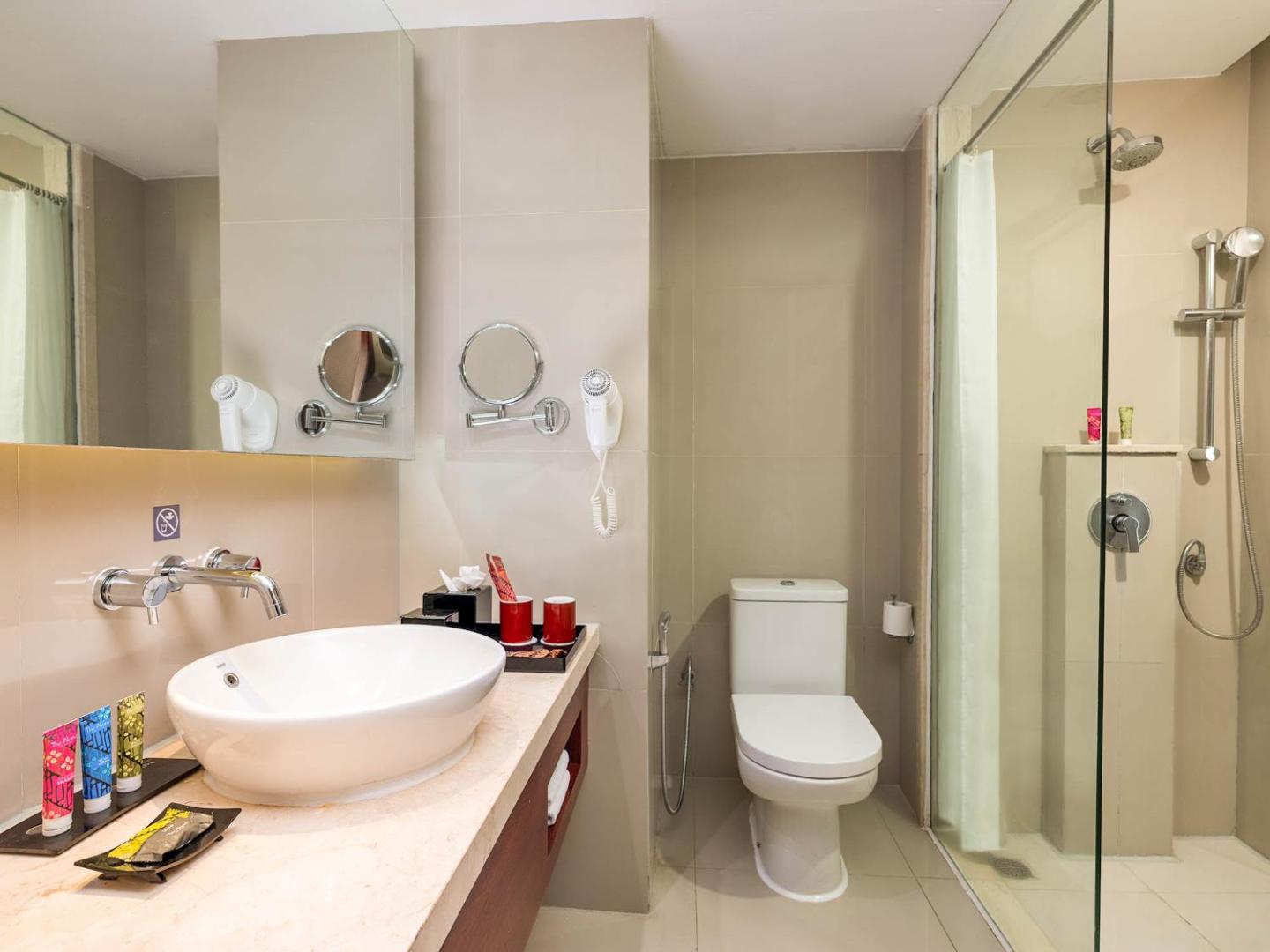 The Alana Yogyakarta Hotel & Convention Center The Alana Yogyakarta Hotel & Convention Center