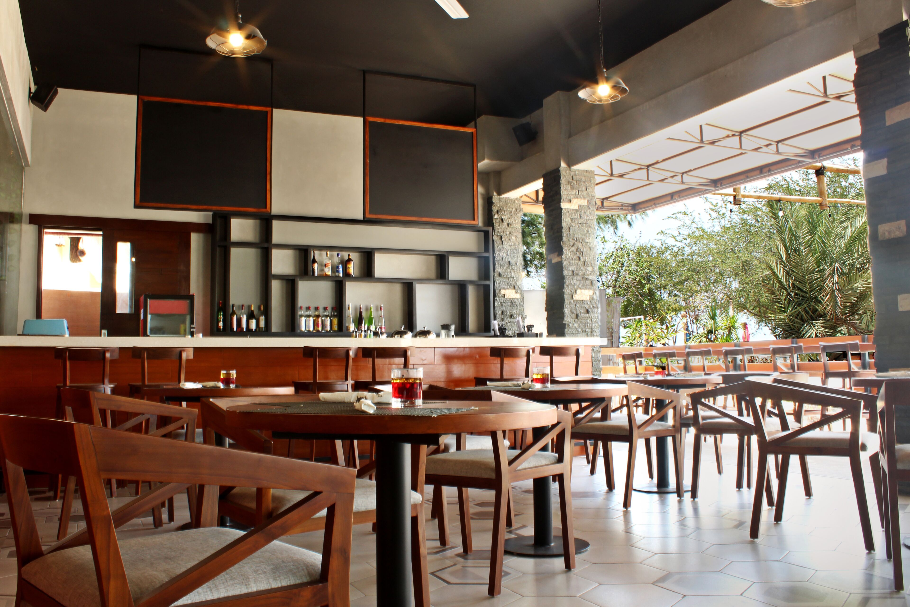 Aston Sunset Beach Resort - Gili Trawangan