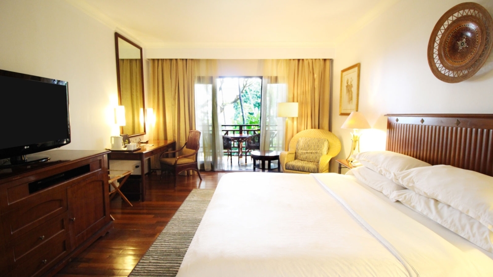 Sheraton Senggigi Beach Resort Sheraton Senggigi Beach Resort