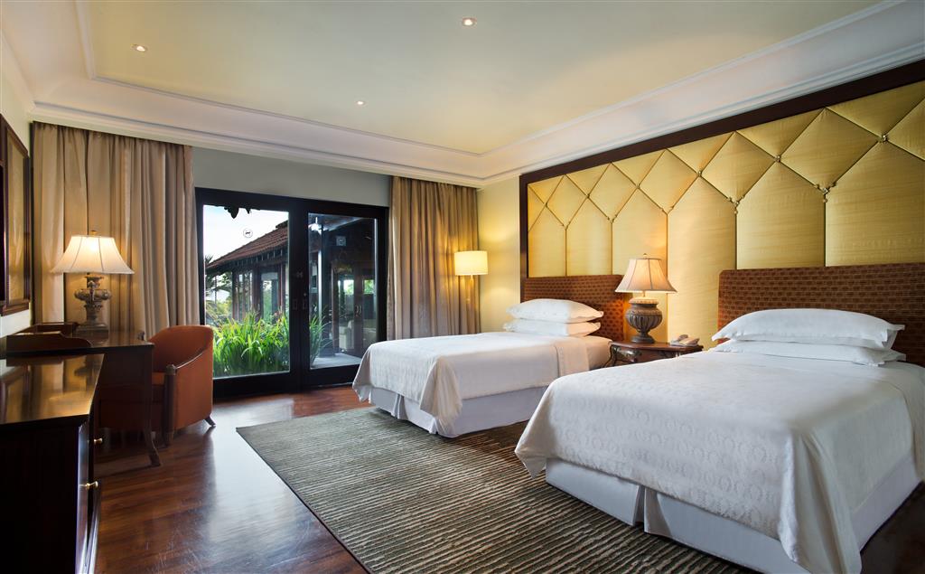 Sheraton Senggigi Beach Resort Sheraton Senggigi Beach Resort