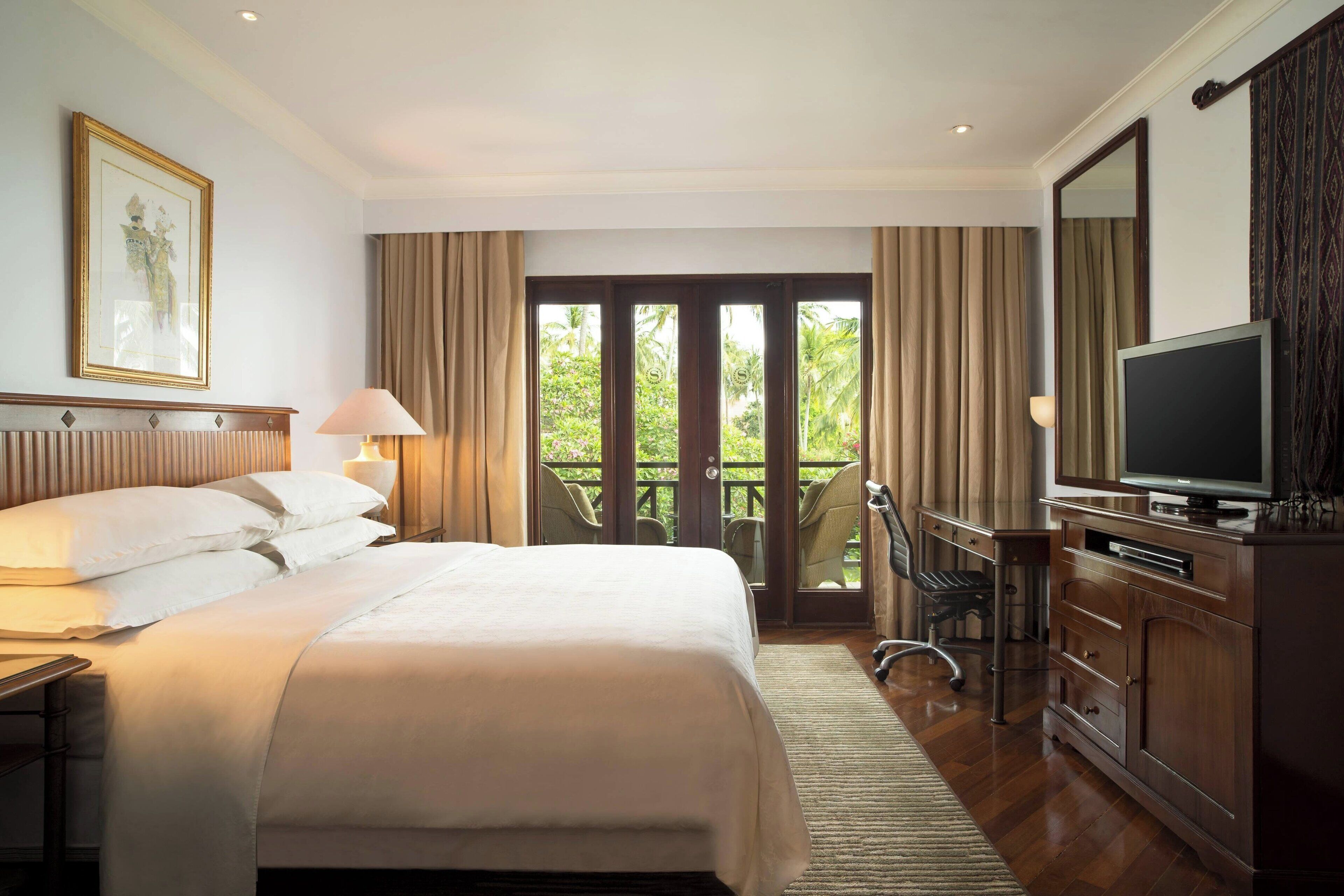 Sheraton Senggigi Beach Resort Sheraton Senggigi Beach Resort