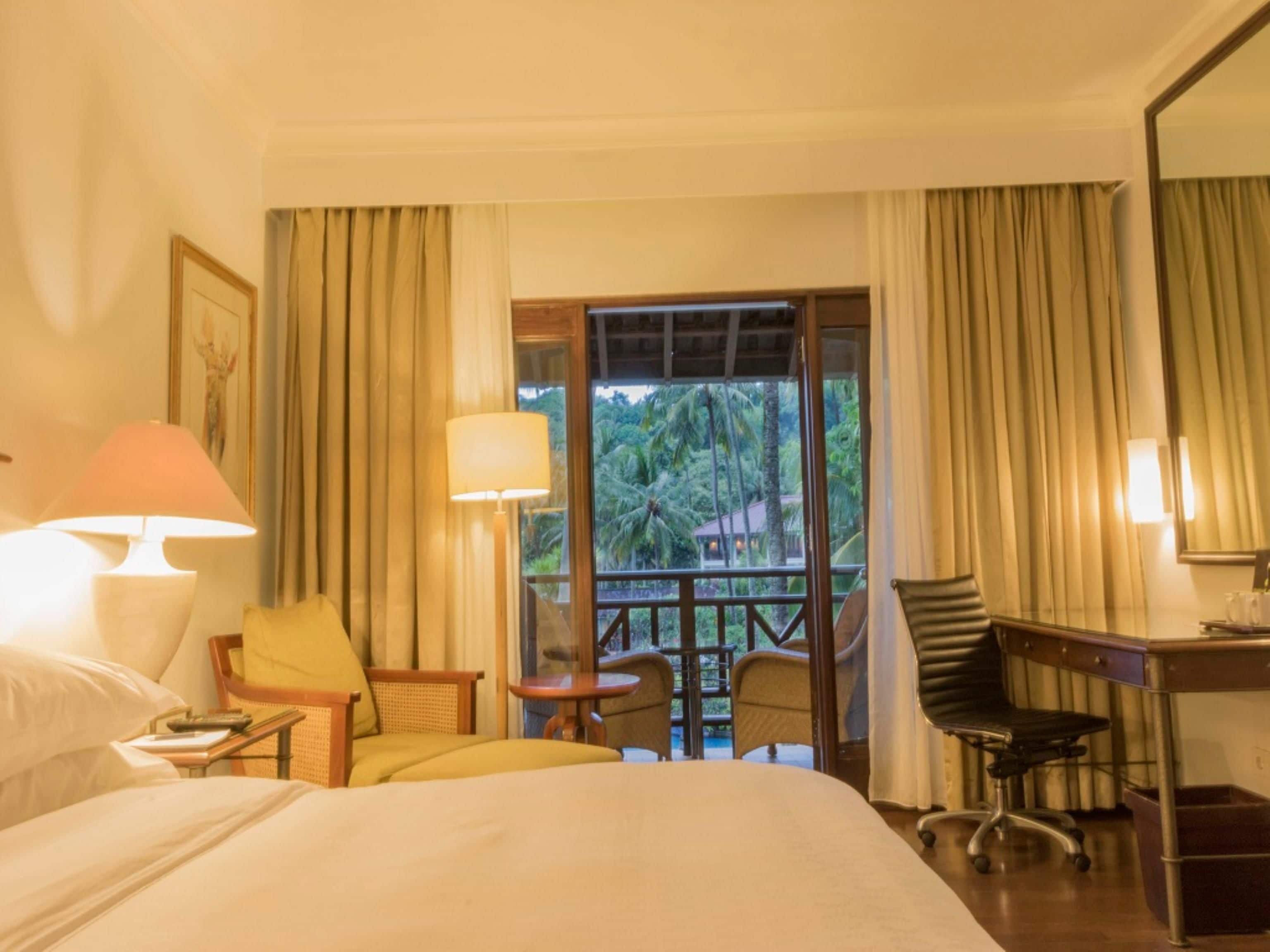 Sheraton Senggigi Beach Resort Sheraton Senggigi Beach Resort