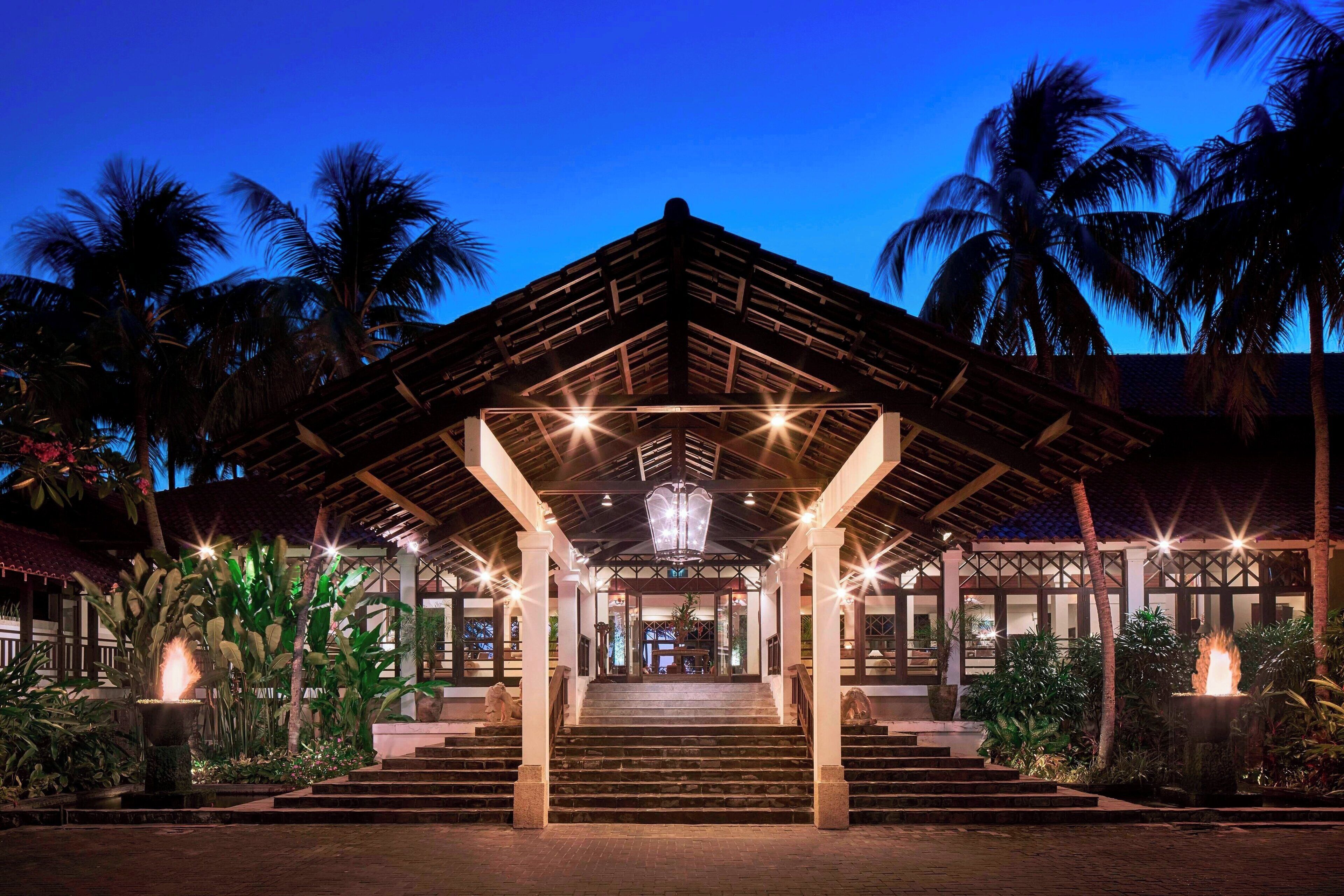 Sheraton Senggigi Beach Resort Sheraton Senggigi Beach Resort