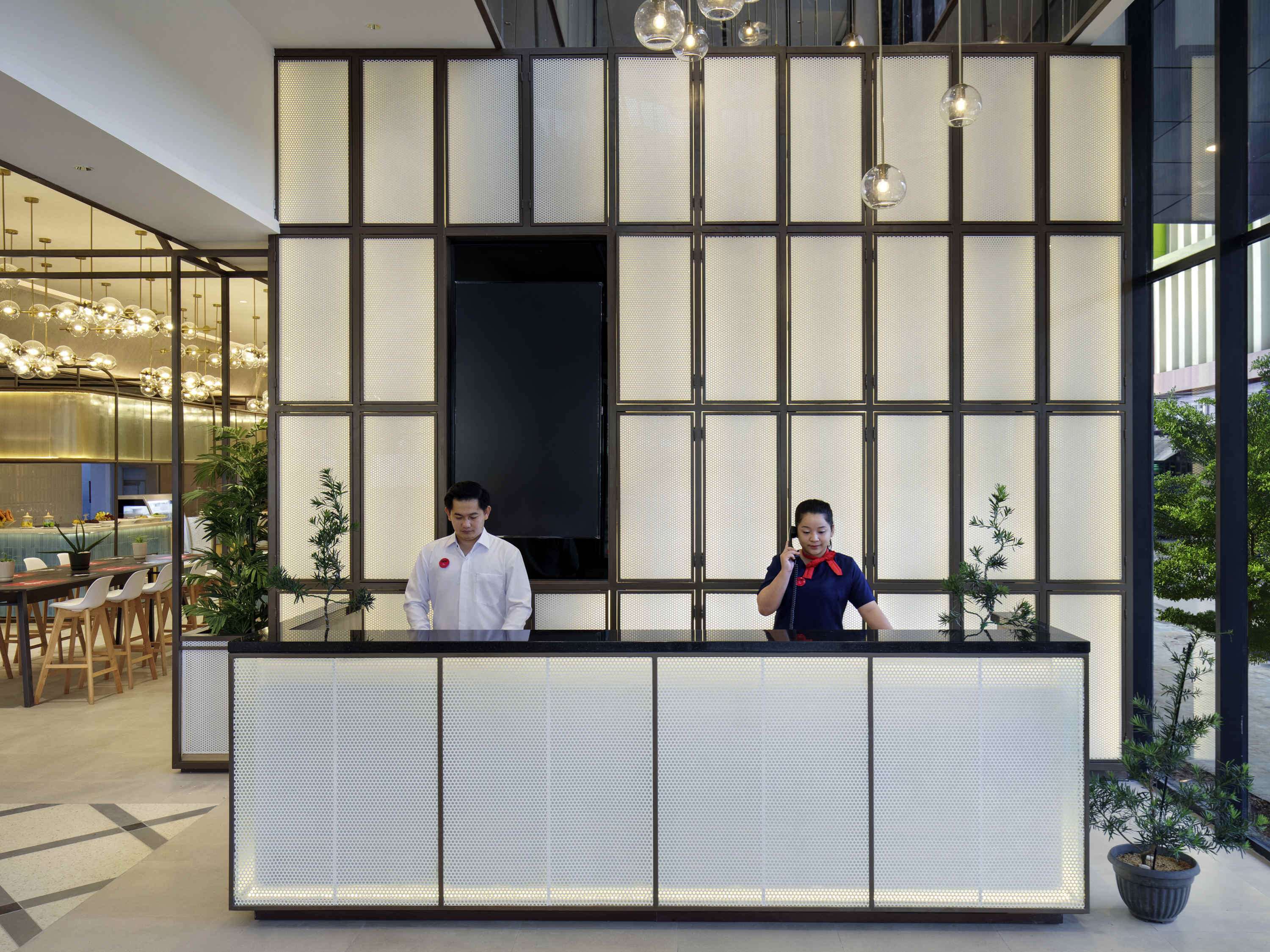 ibis Palembang Sanggar ibis Palembang Sanggar