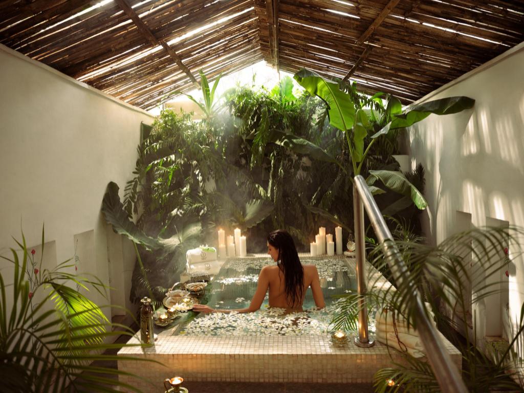 Taj Usha Kiran Palace Gwalior