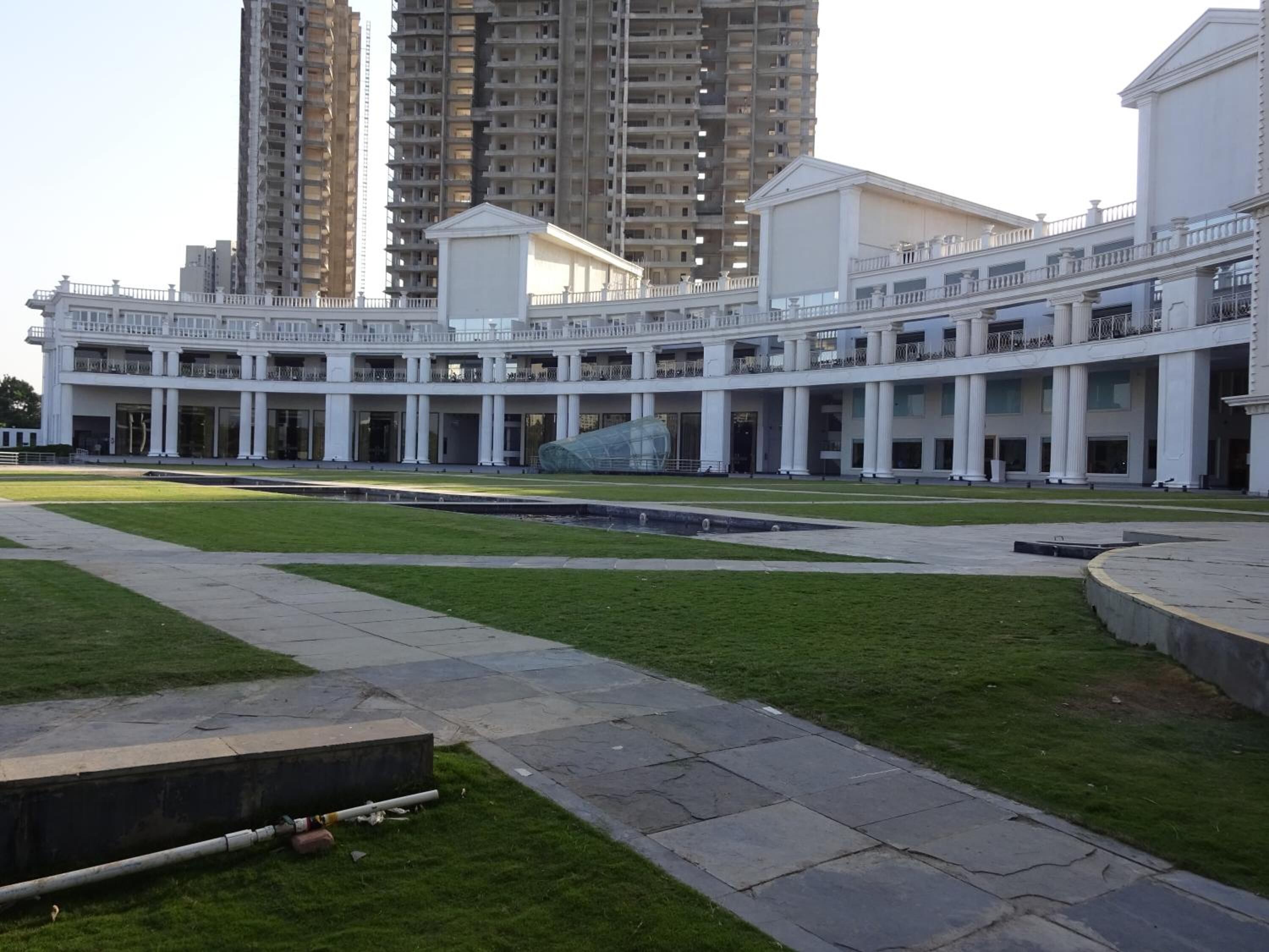 Amanora The Fern Pune Series by Marriott