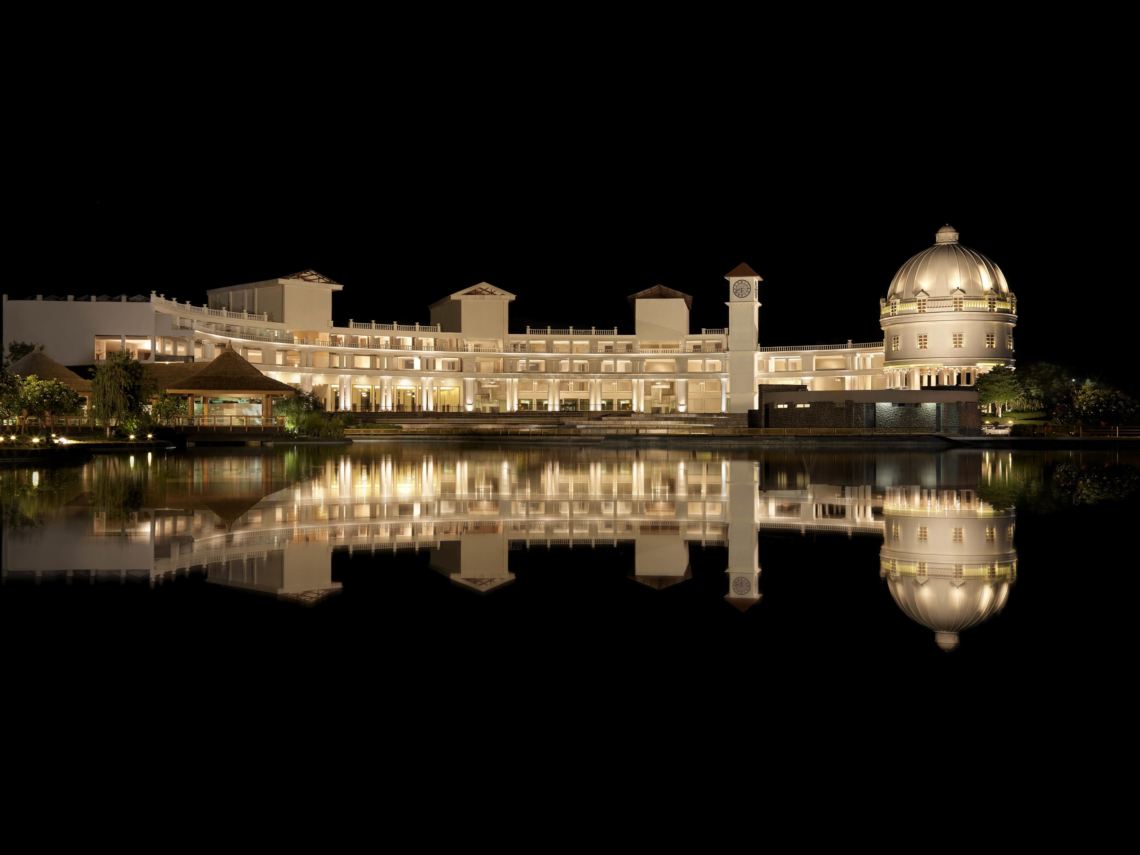 Amanora The Fern Pune Series by Marriott