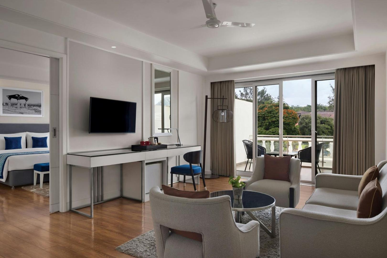 Amanora The Fern Pune Series by Marriott