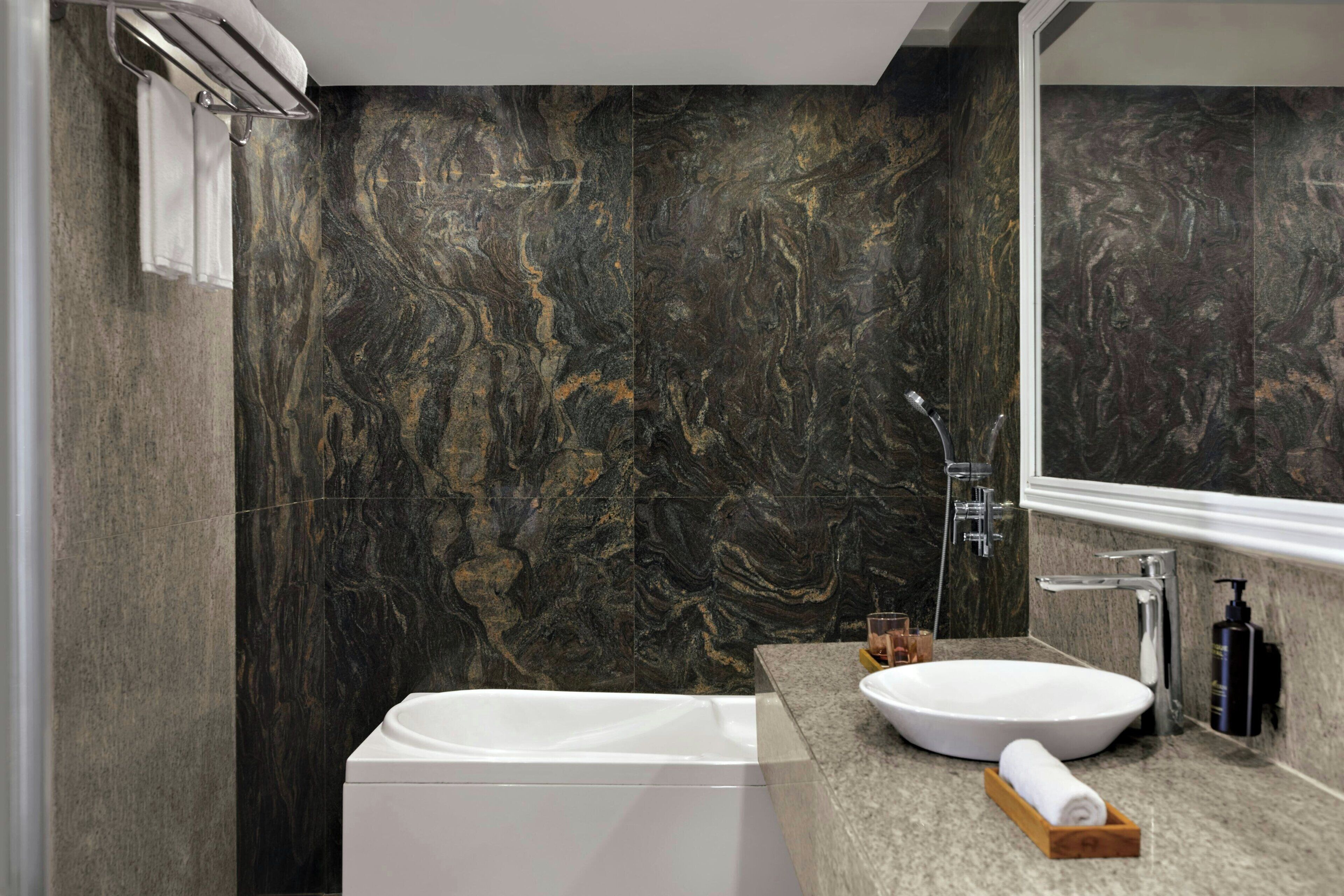 Amanora The Fern Pune Series by Marriott