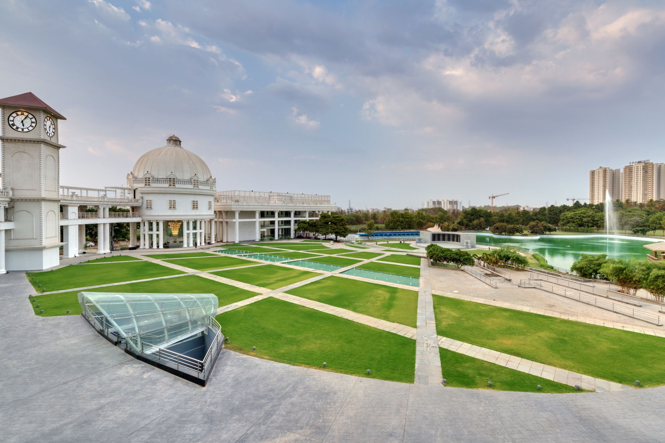 Amanora The Fern Pune Series by Marriott