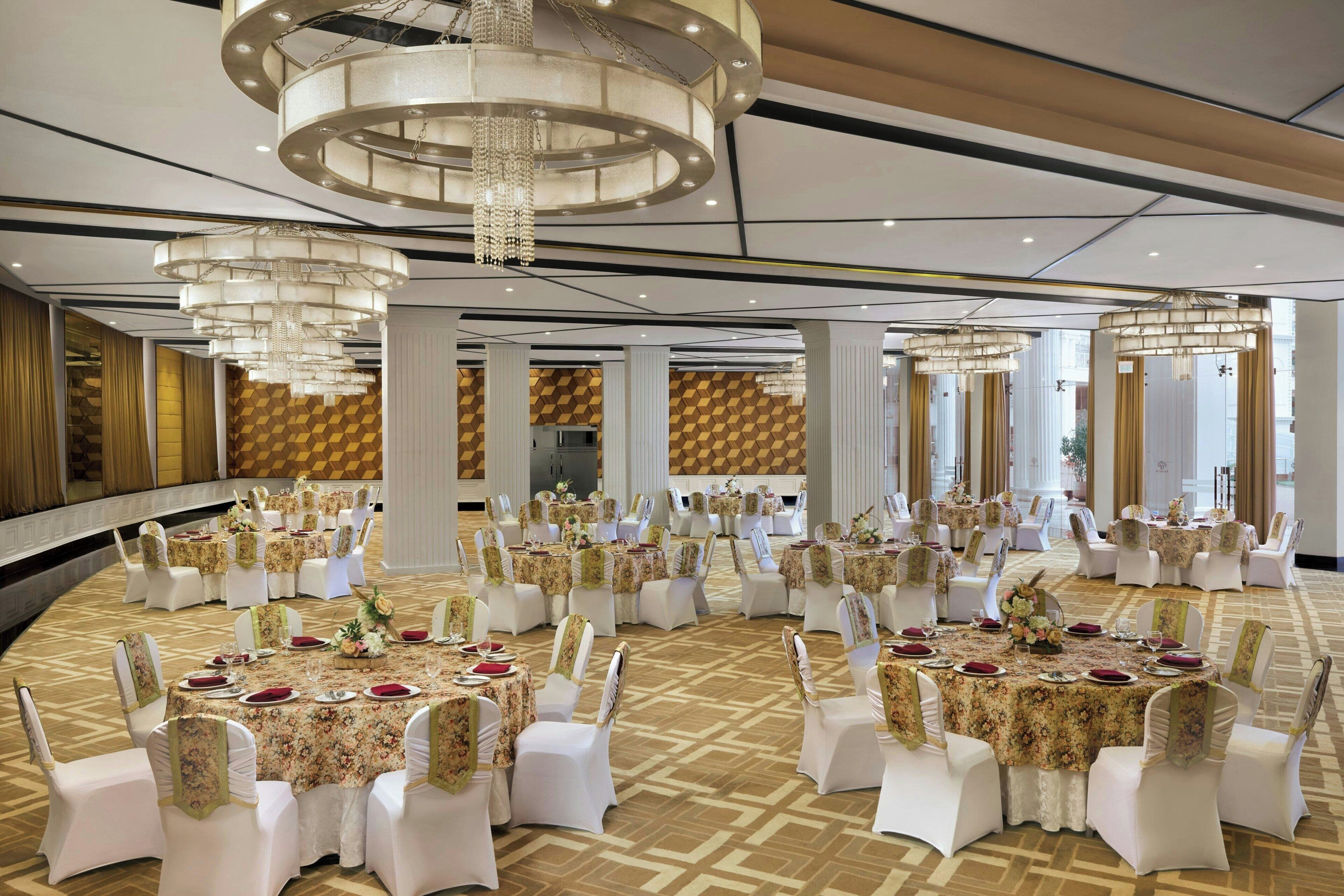 Amanora The Fern Pune Series by Marriott