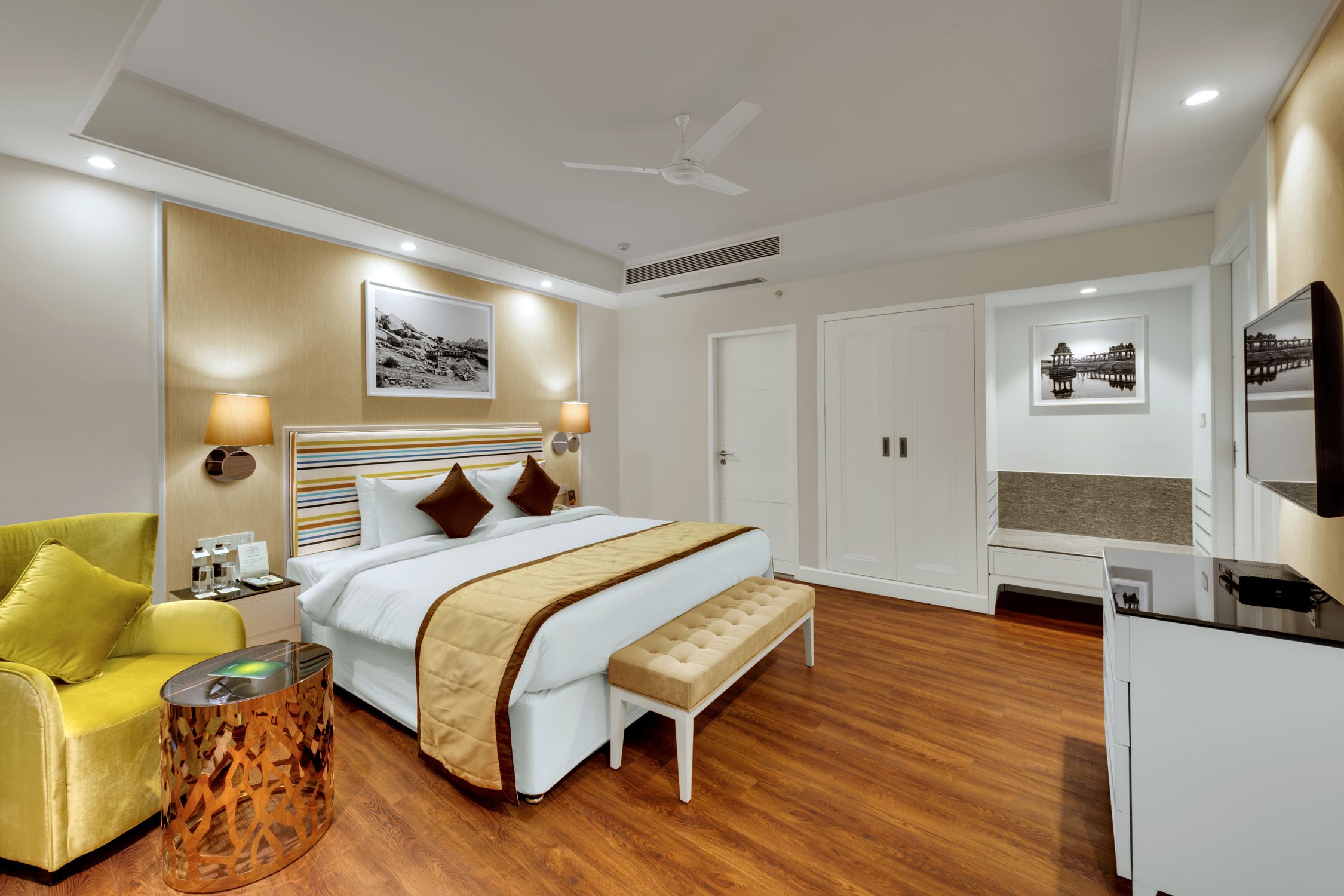 Amanora The Fern Pune Series by Marriott