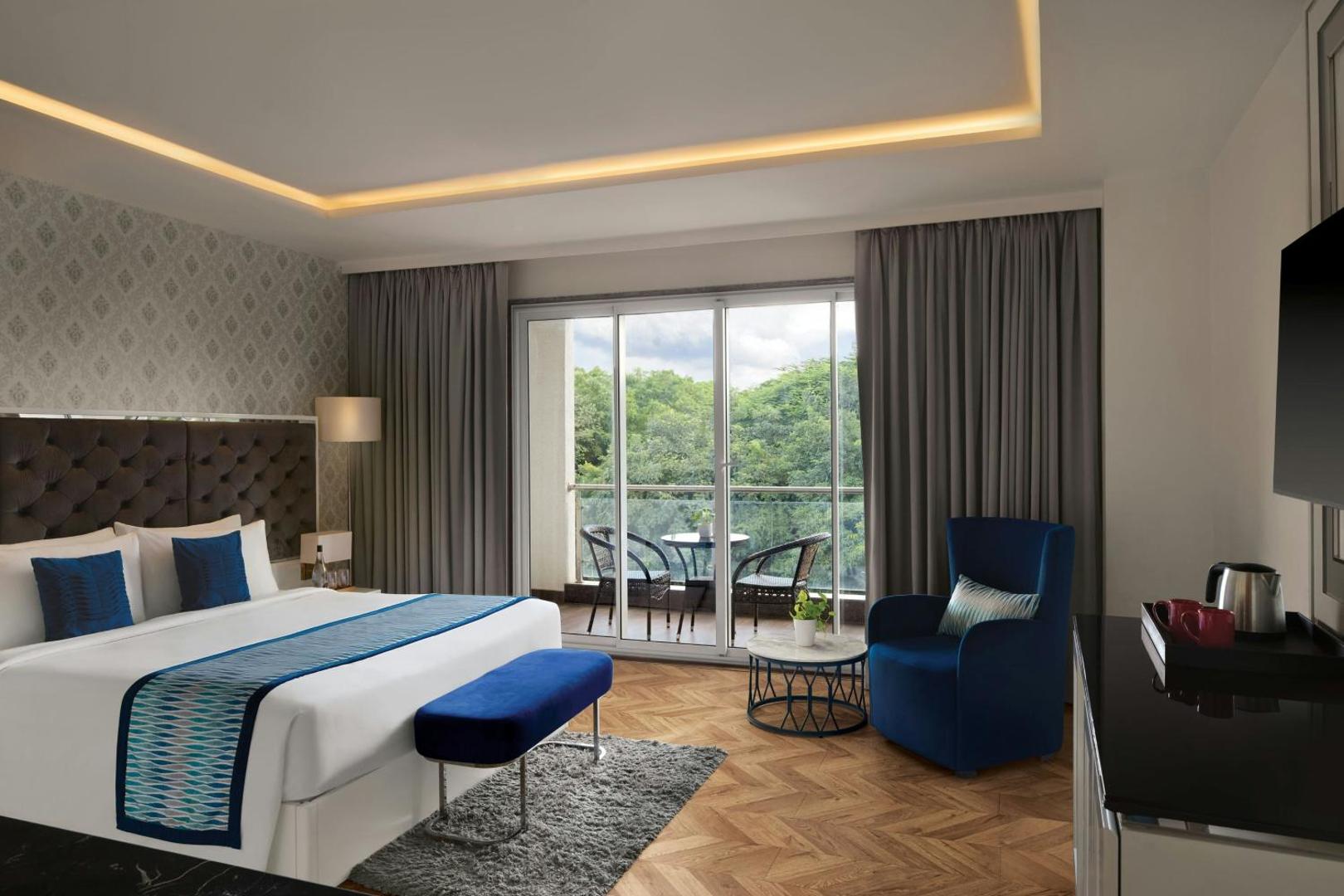 Amanora The Fern Pune Series by Marriott