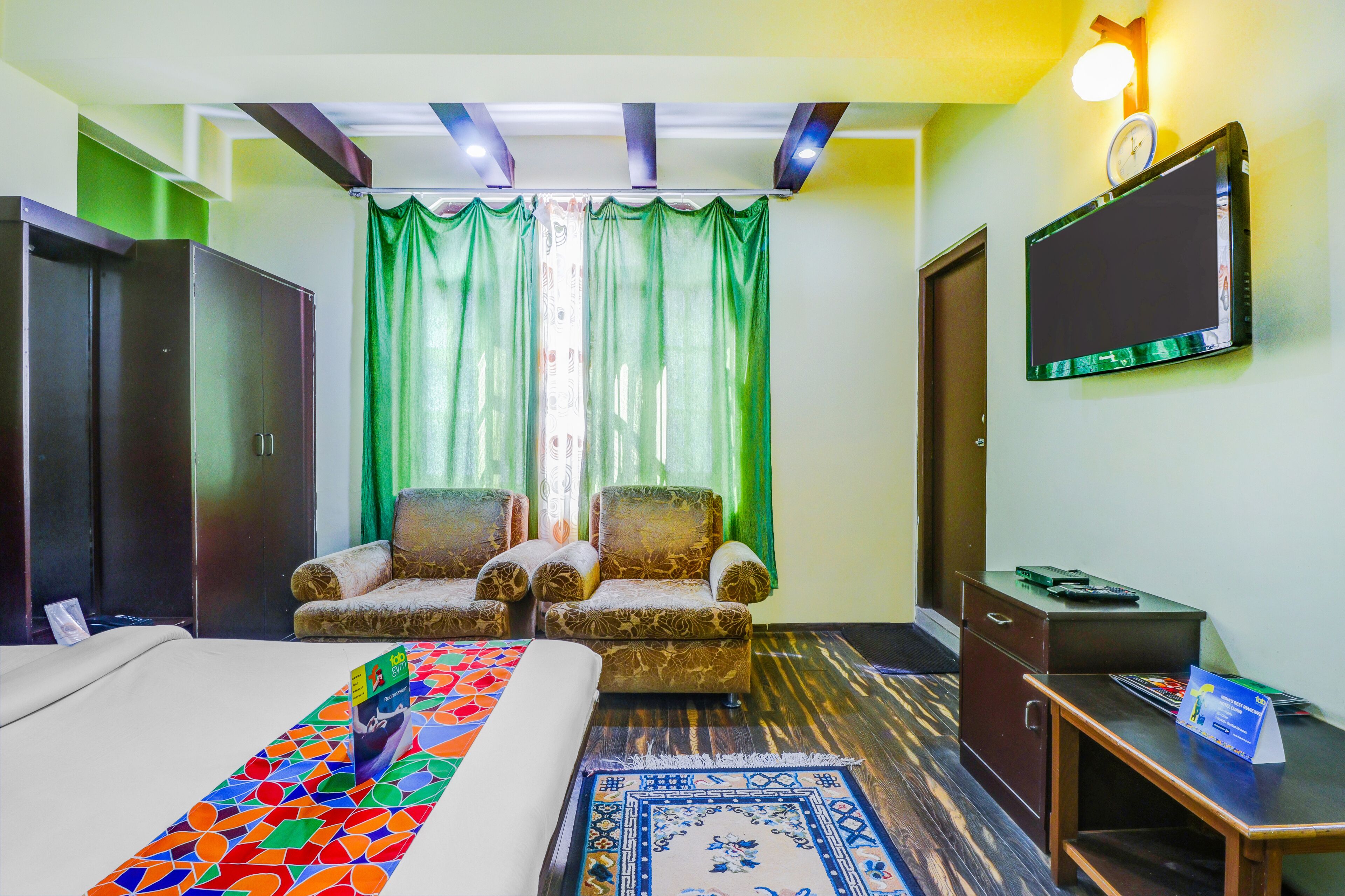 Hotel Misty Oak by FabHotels