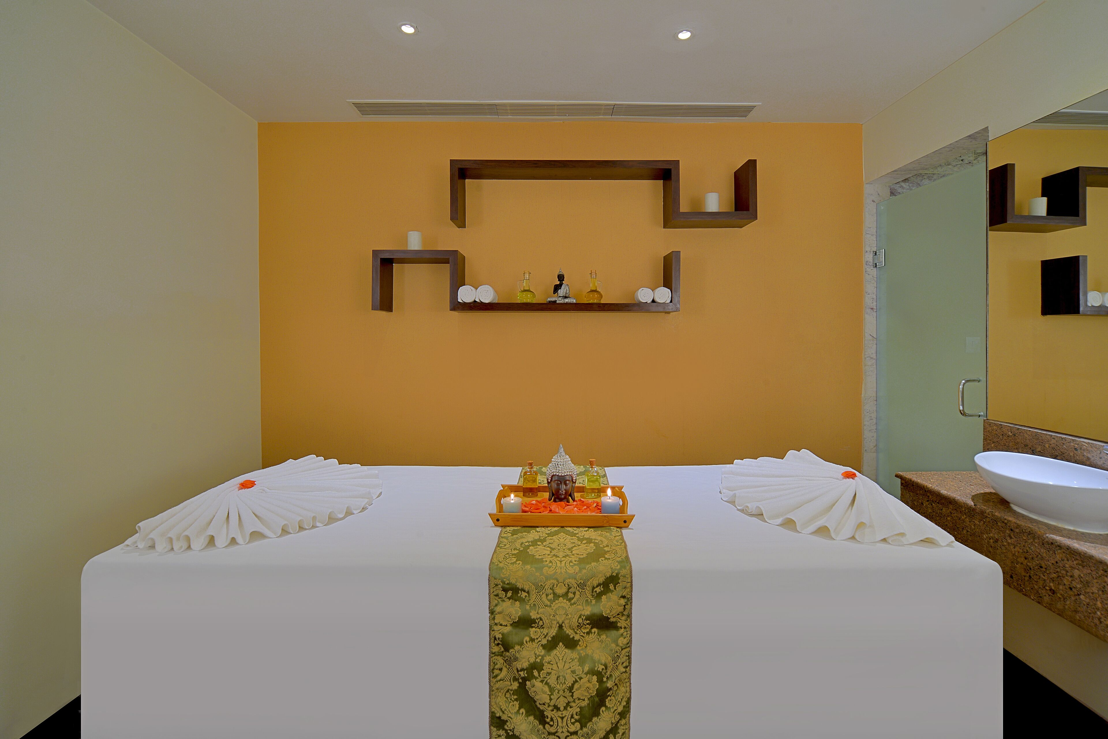 Radisson Hotel Agra Radisson Hotel Agra