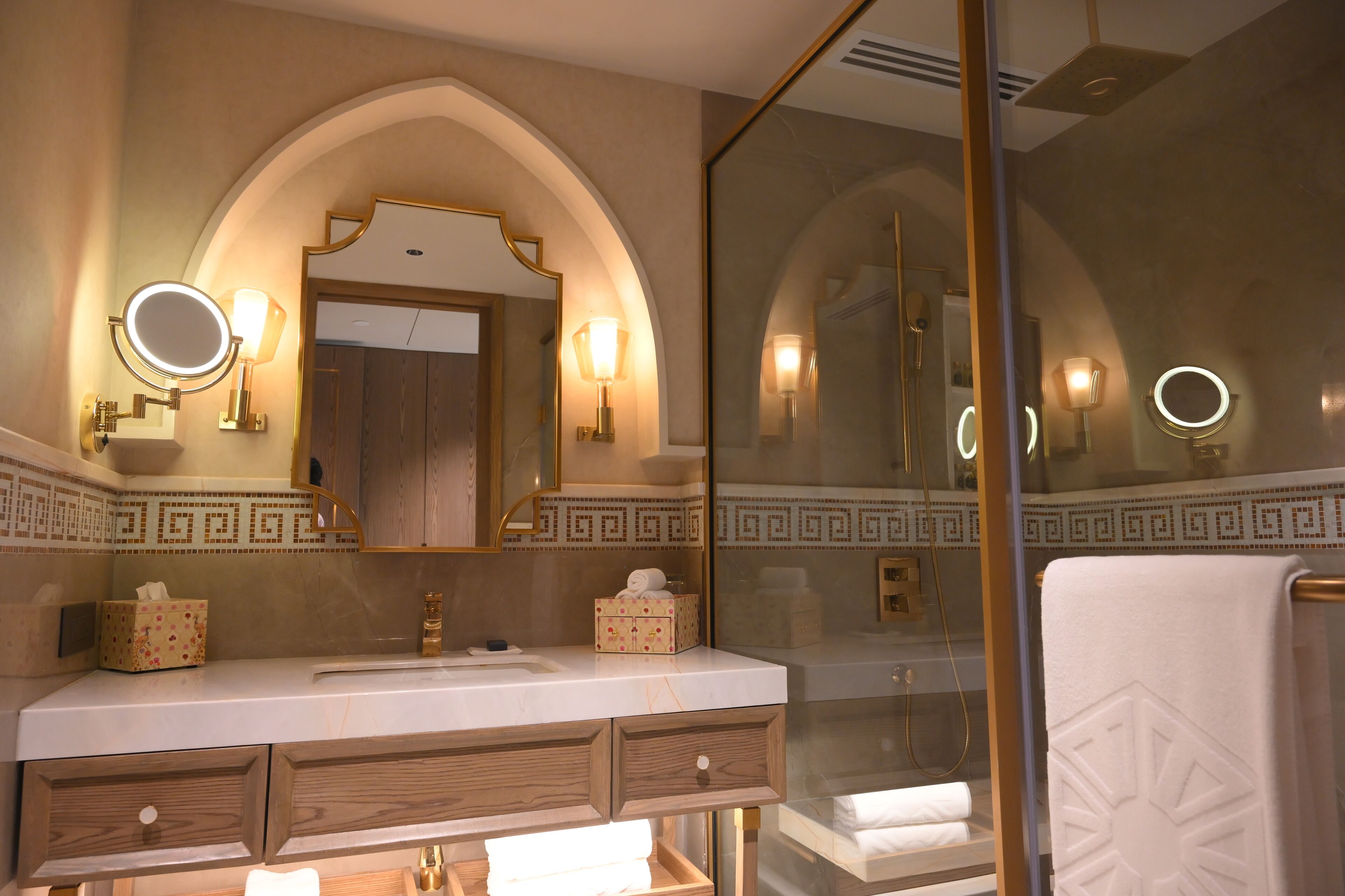 Taj Hotel & Convention Centre, Agra