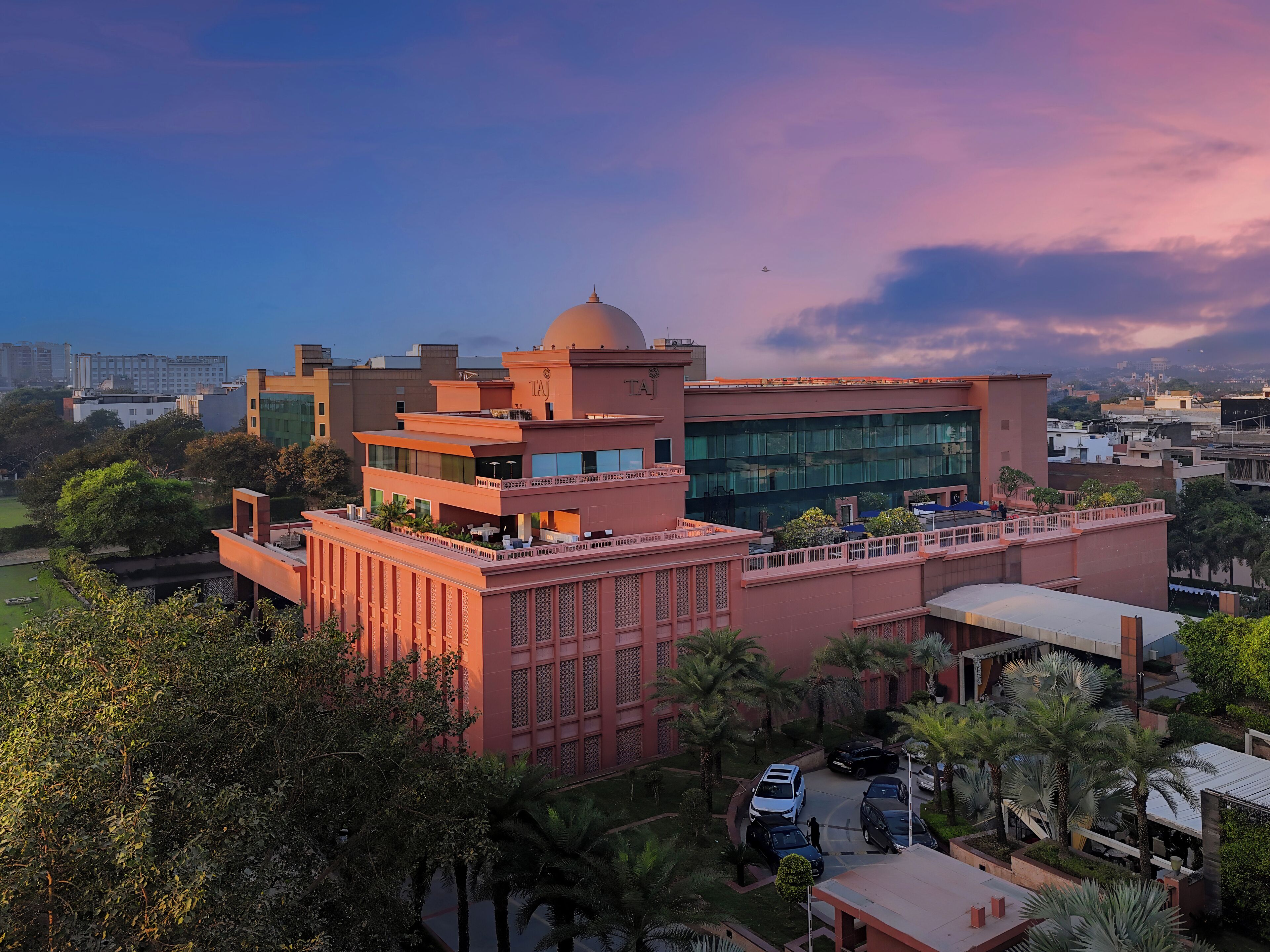 Taj Hotel & Convention Centre, Agra