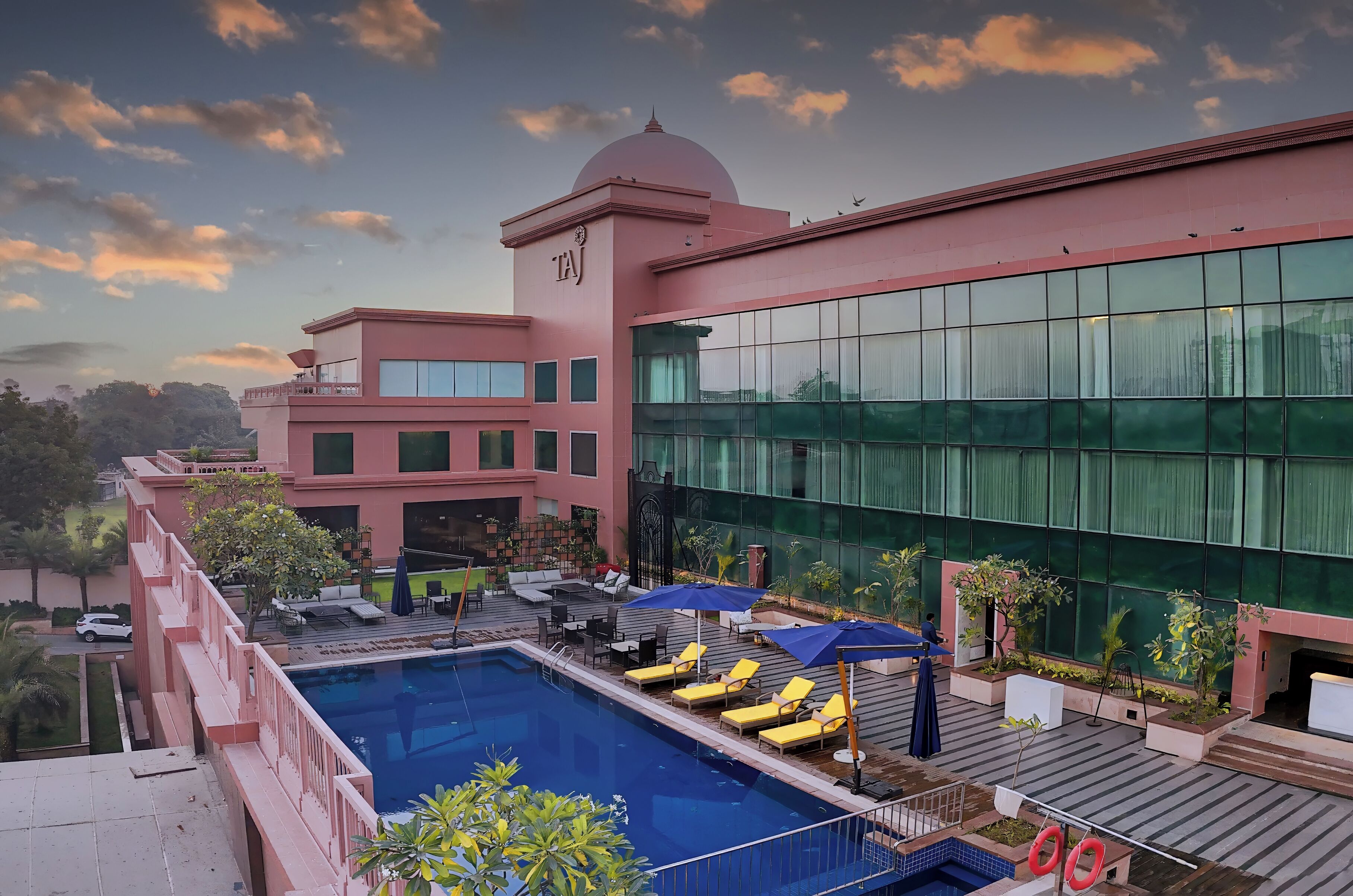 Taj Hotel & Convention Centre, Agra