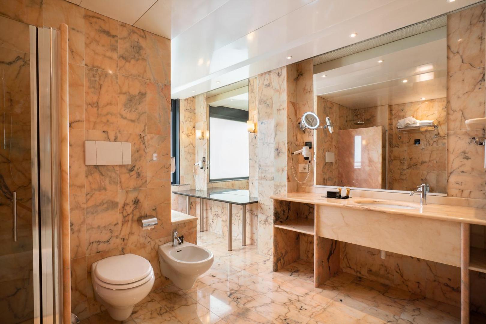 The Nicolaus Hotel Bari The Nicolaus Hotel Bari