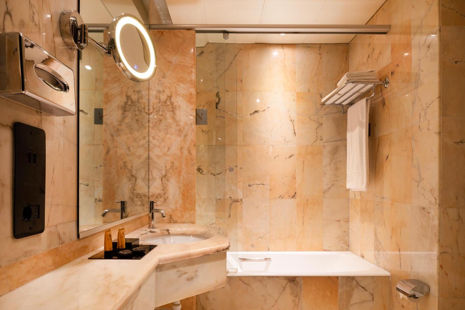 The Nicolaus Hotel Bari The Nicolaus Hotel Bari
