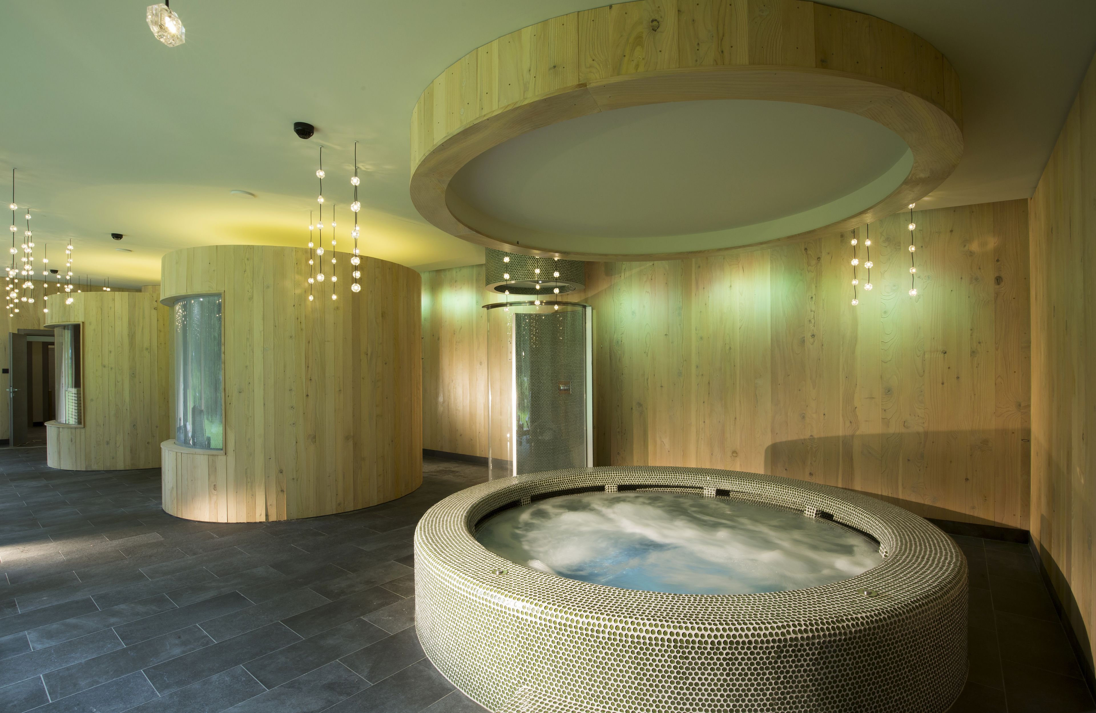 Aethos Monterosa Aethos Monterosa