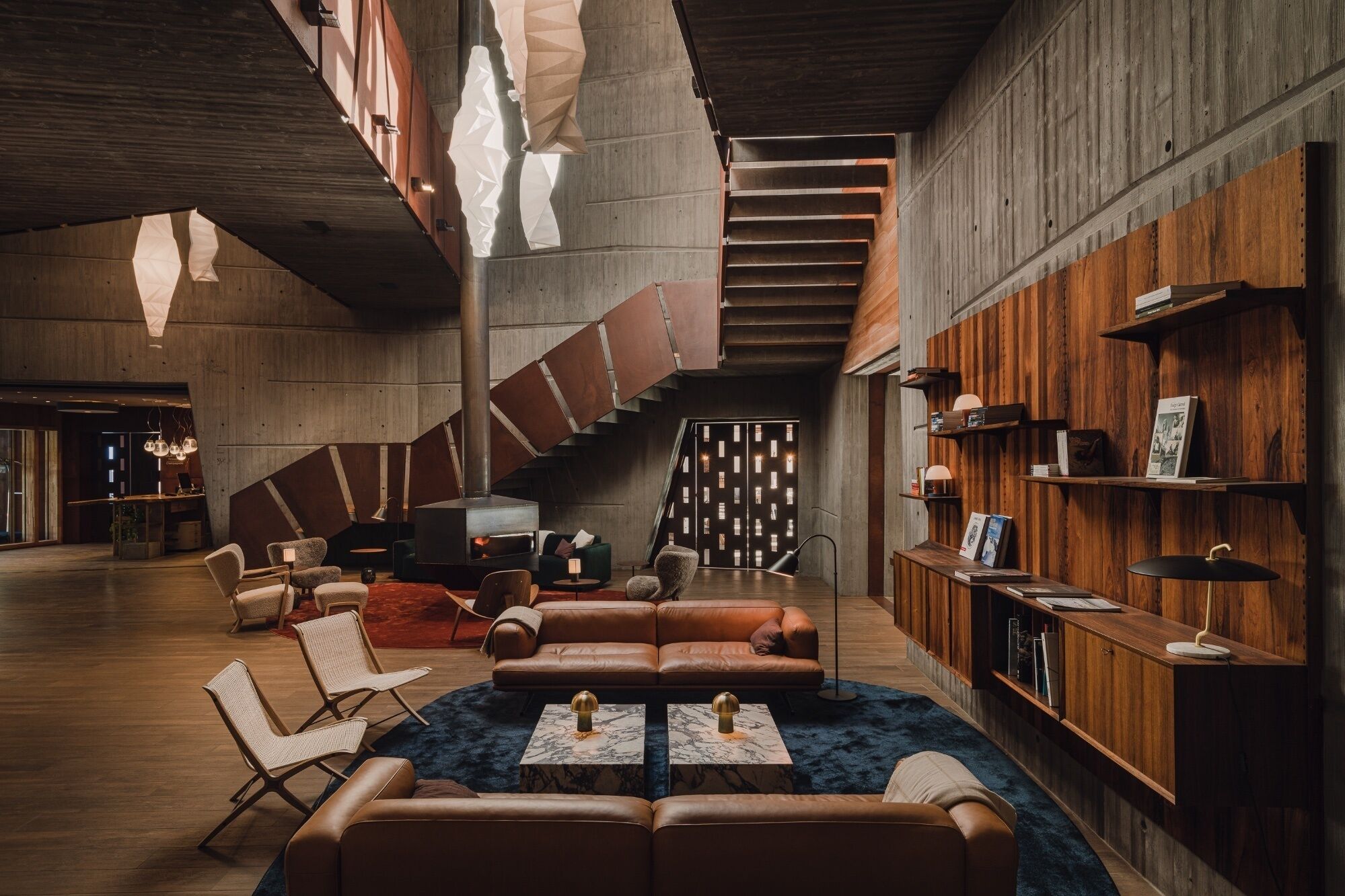 Aethos Monterosa Aethos Monterosa