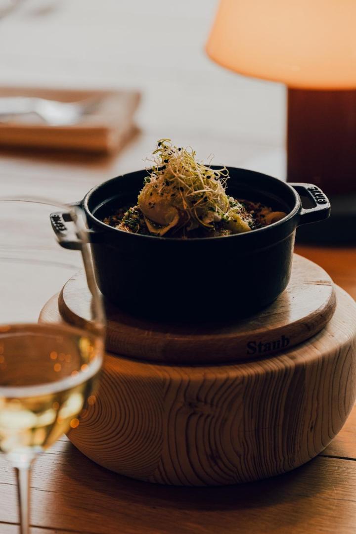 Aethos Monterosa Aethos Monterosa