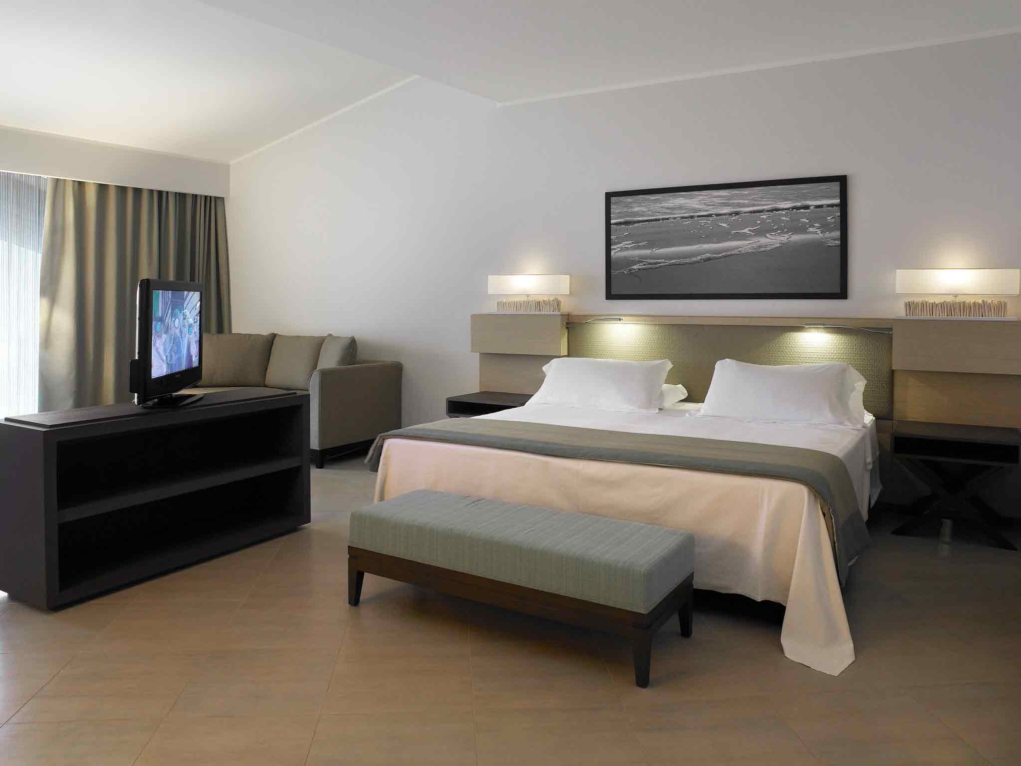 Capovaticano Resort Thalasso & Spa Capovaticano Resort Thalasso & Spa