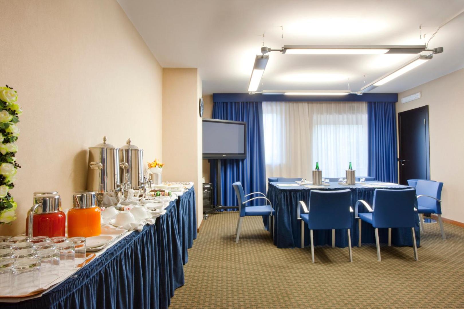 Holiday Inn Salerno - Cava de' Tirreni Holiday Inn Salerno - Cava de' Tirreni