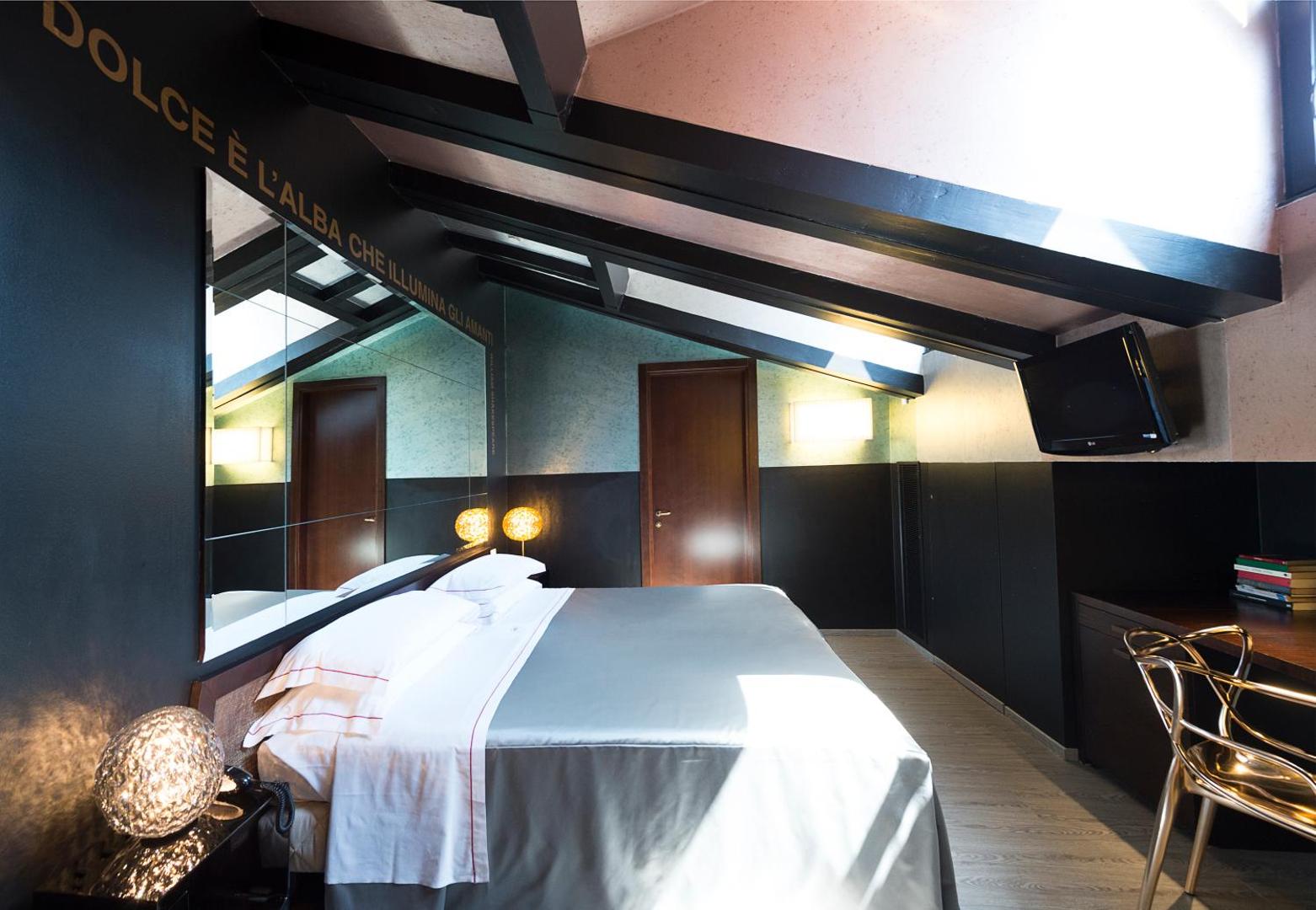 Phi Bologna Hotel & Apartments Phi Bologna Hotel & Apartments