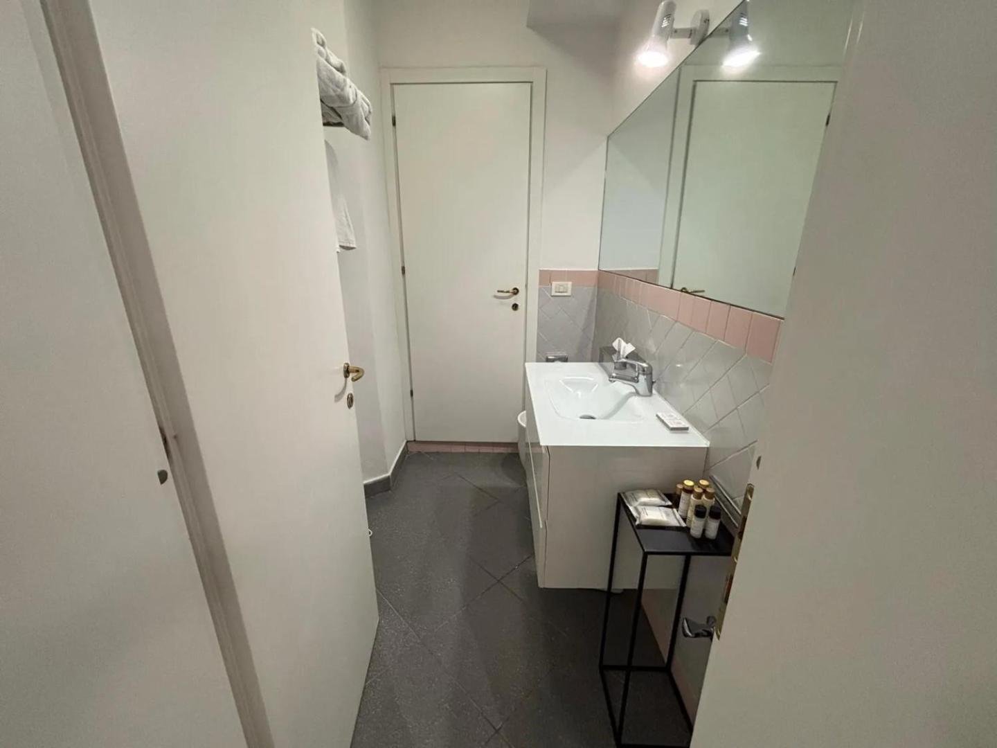 Phi Bologna Hotel & Apartments Phi Bologna Hotel & Apartments