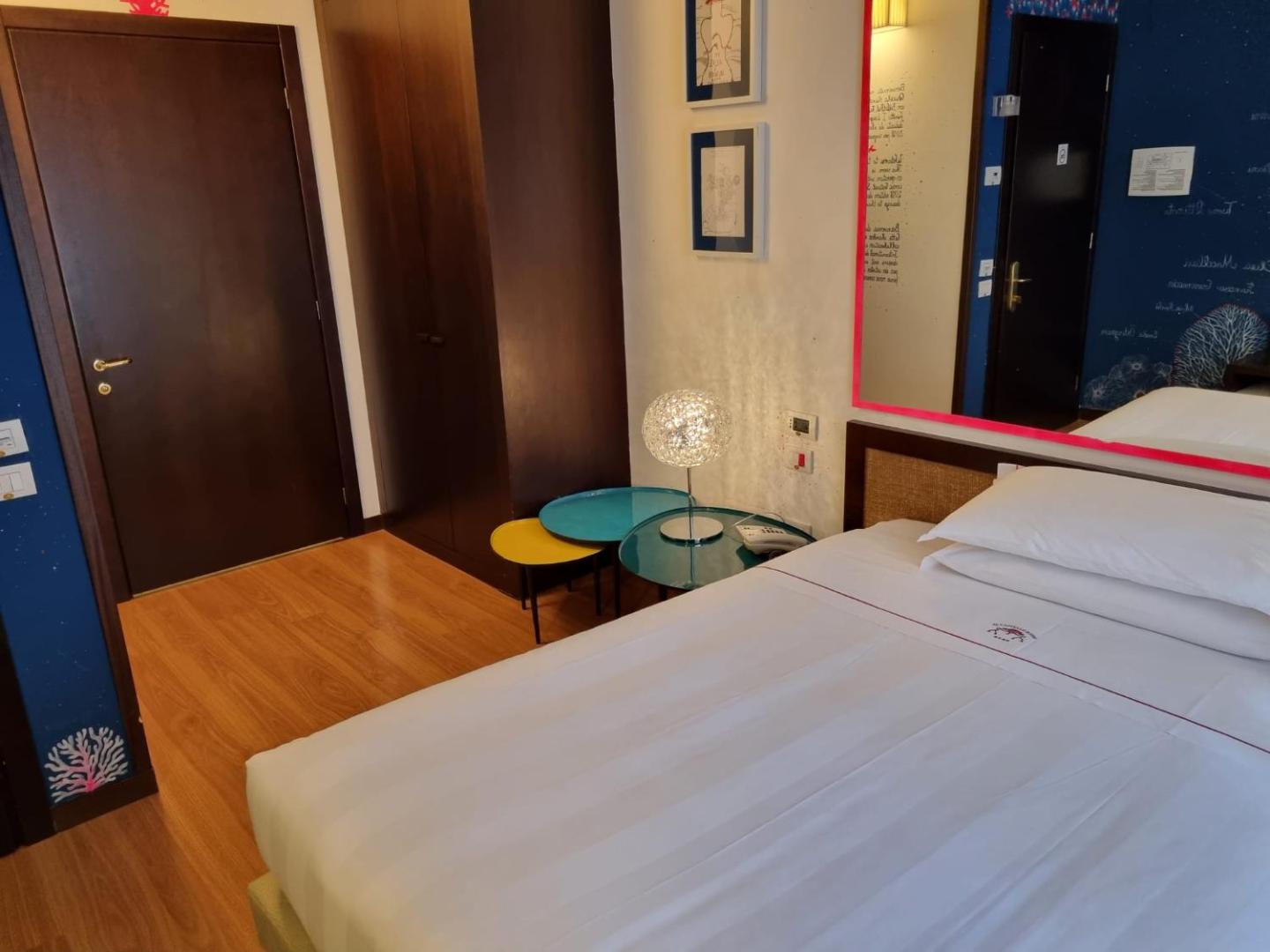 Phi Bologna Hotel & Apartments Phi Bologna Hotel & Apartments