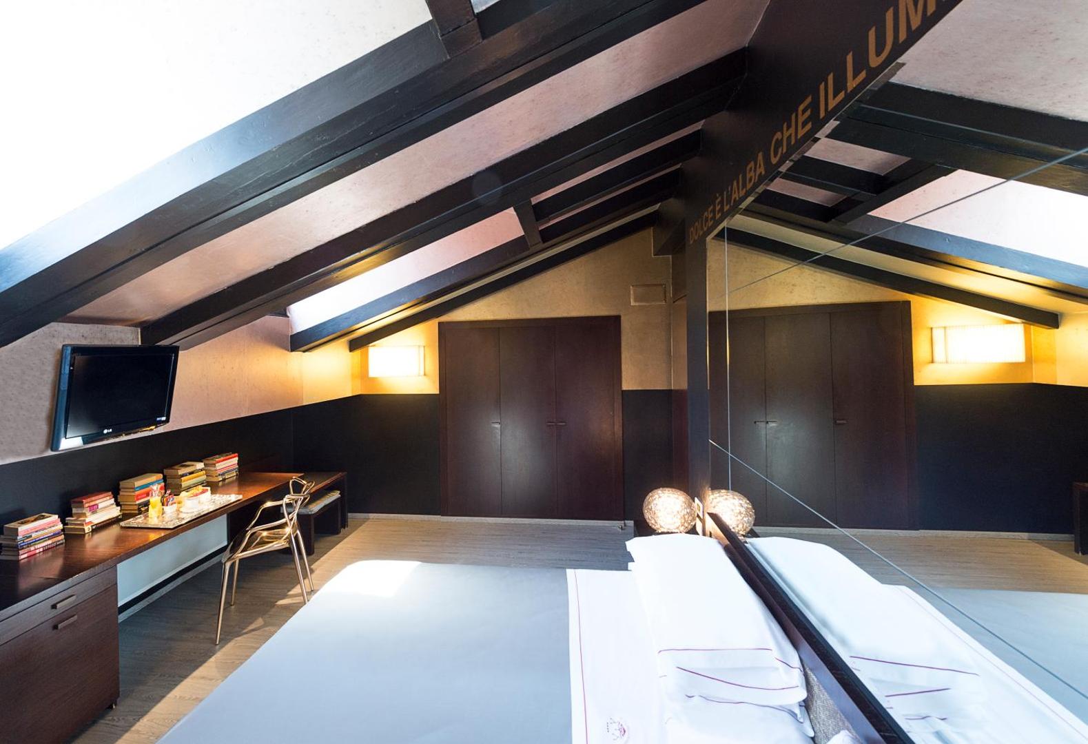 Phi Bologna Hotel & Apartments Phi Bologna Hotel & Apartments