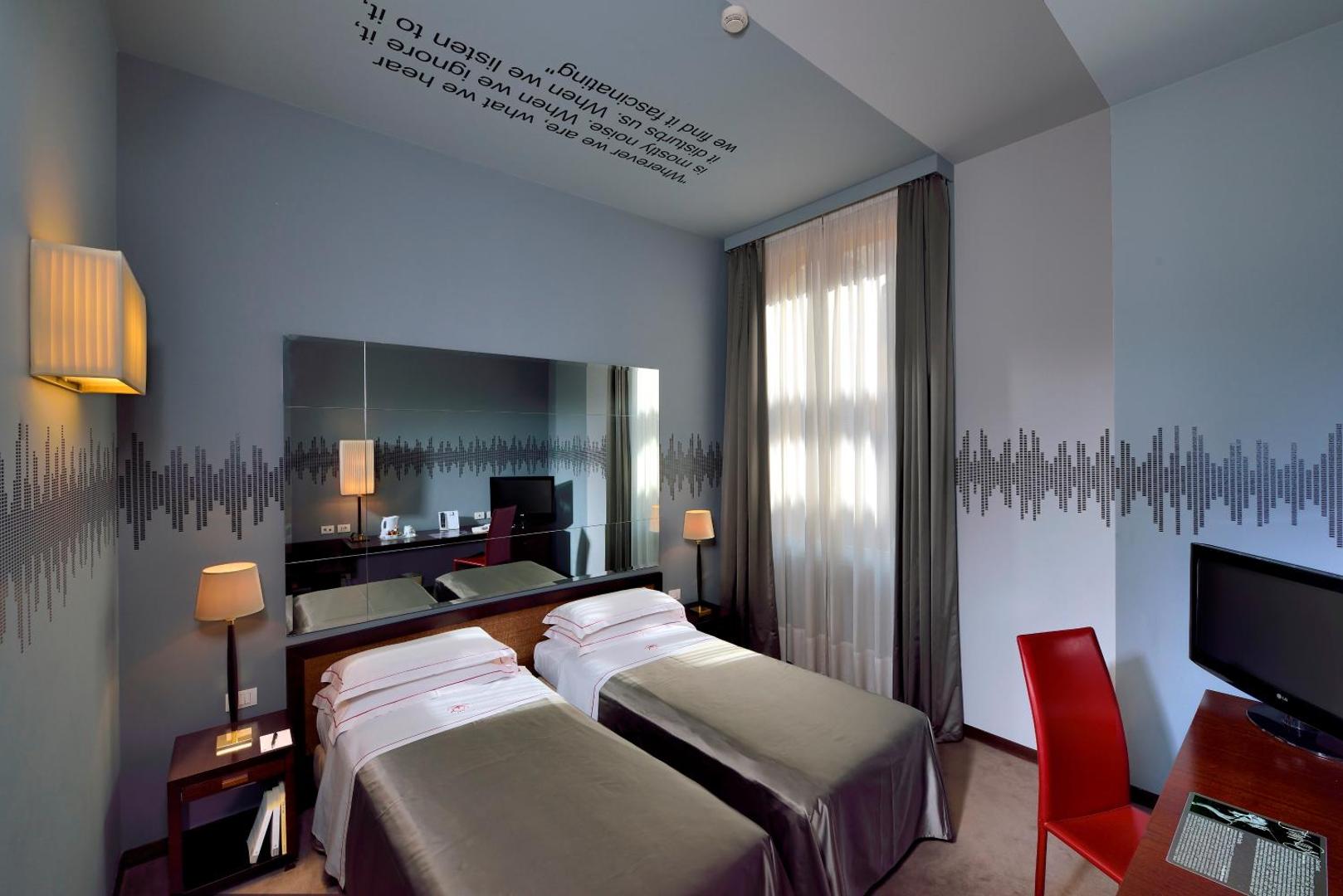 Phi Bologna Hotel & Apartments Phi Bologna Hotel & Apartments